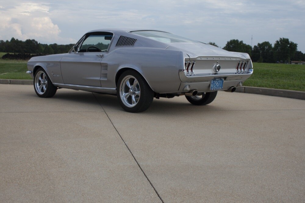 Struble 1967 RestoMod Ford Mustang Fastback Featured 0024.jpg
