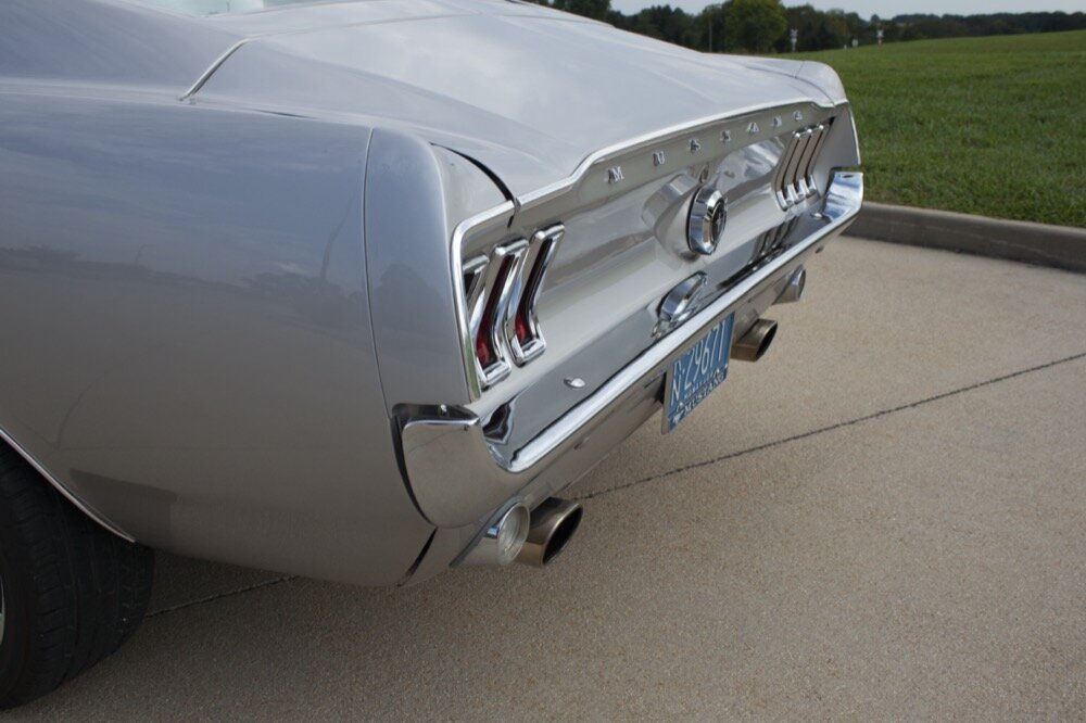 Struble 1967 RestoMod Ford Mustang Fastback Featured 0042.jpg