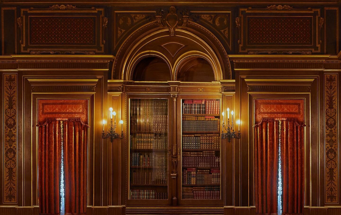 BRB, moving into the library from the Architectural Collection&hellip;
#comingsoon #thebackdropstudio #backdropstudio #architecturalbackdrops #fineartbackdrops #digitalbackdrops #compositephotography #Photoshop #digitalart #library