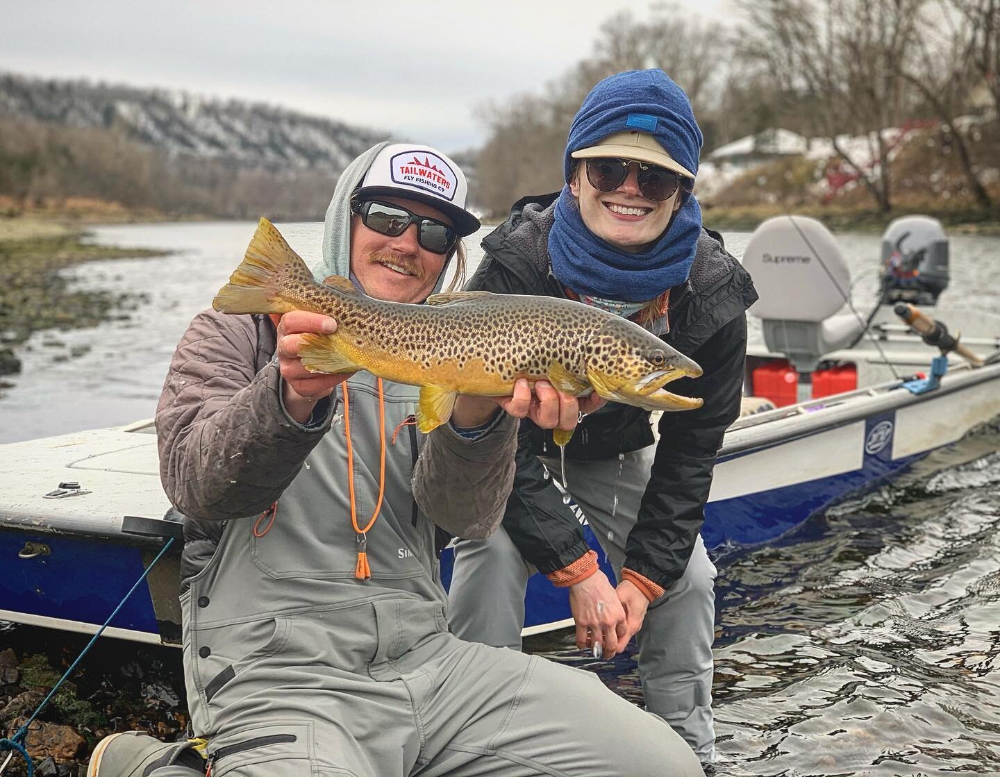 Sharon had the hot rod today... although we had so many doubles, at one point, it was hard to tell! A pleasure fishing with you guys today, stoked to get back after it mañana! #SHARONinthegroove 
&bull;
&bull;
&bull;
#riffletripoutfitters #scottflyr