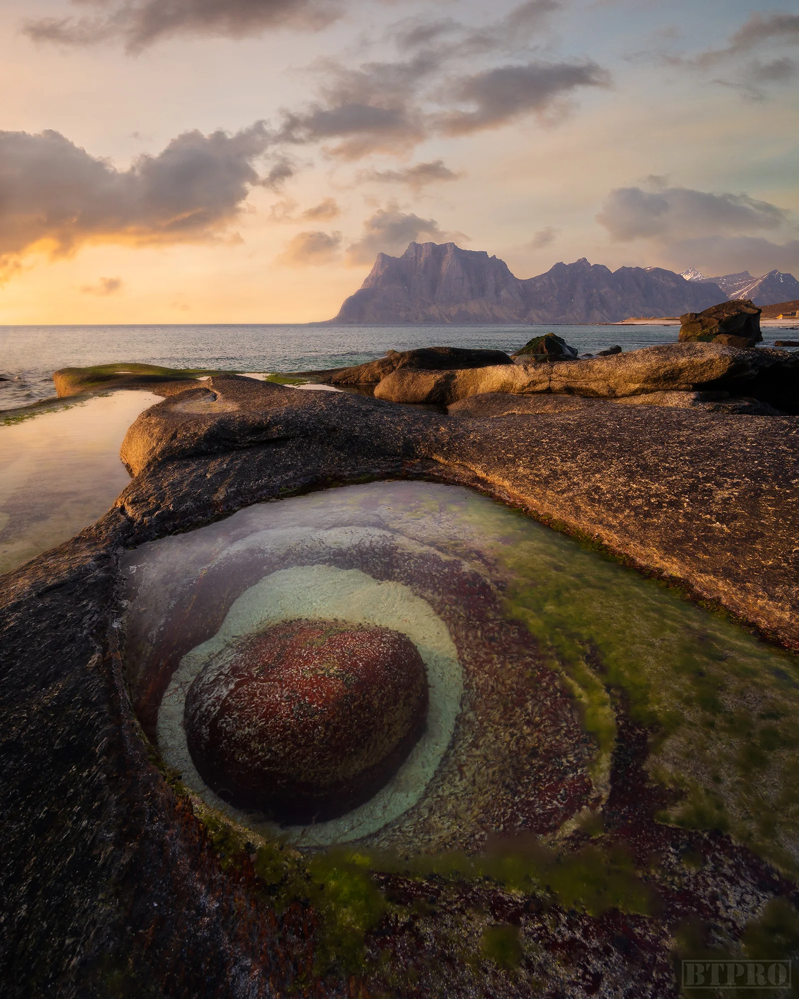 Dragon's Eye at Uttakleiv Beach