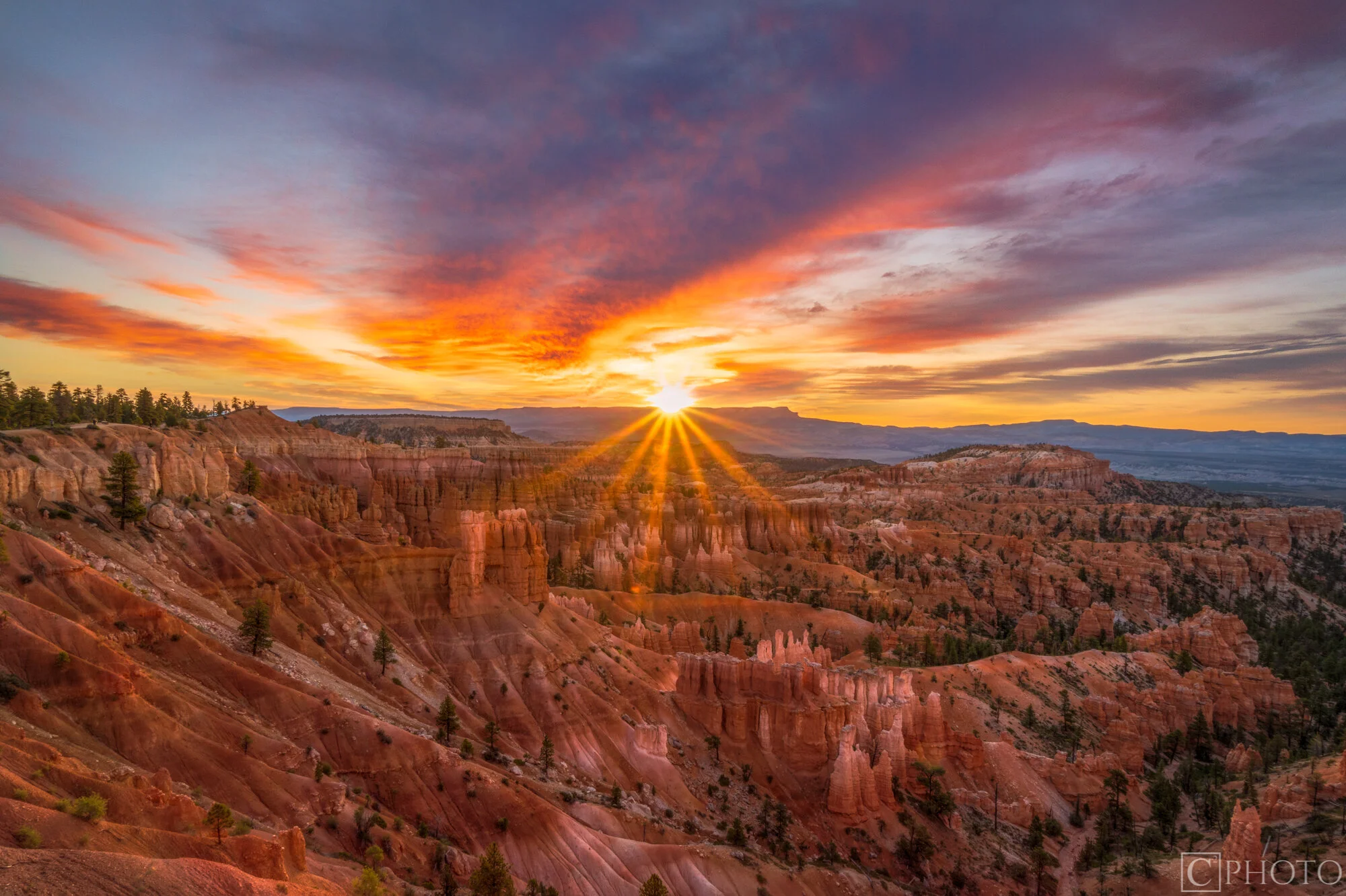 Sunrise at Bryce Canyon