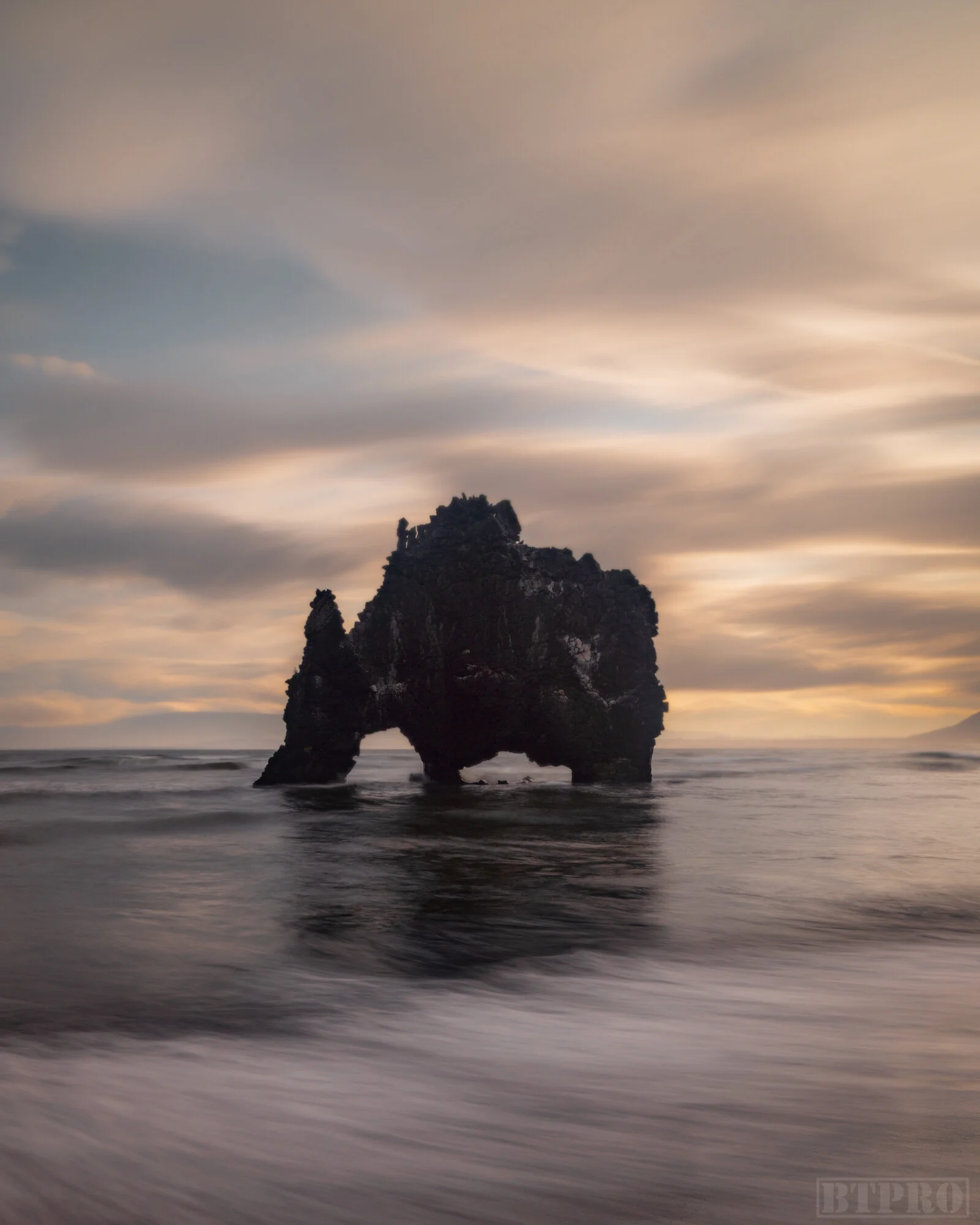 Long Expo at Hvitserkur Sunrise
