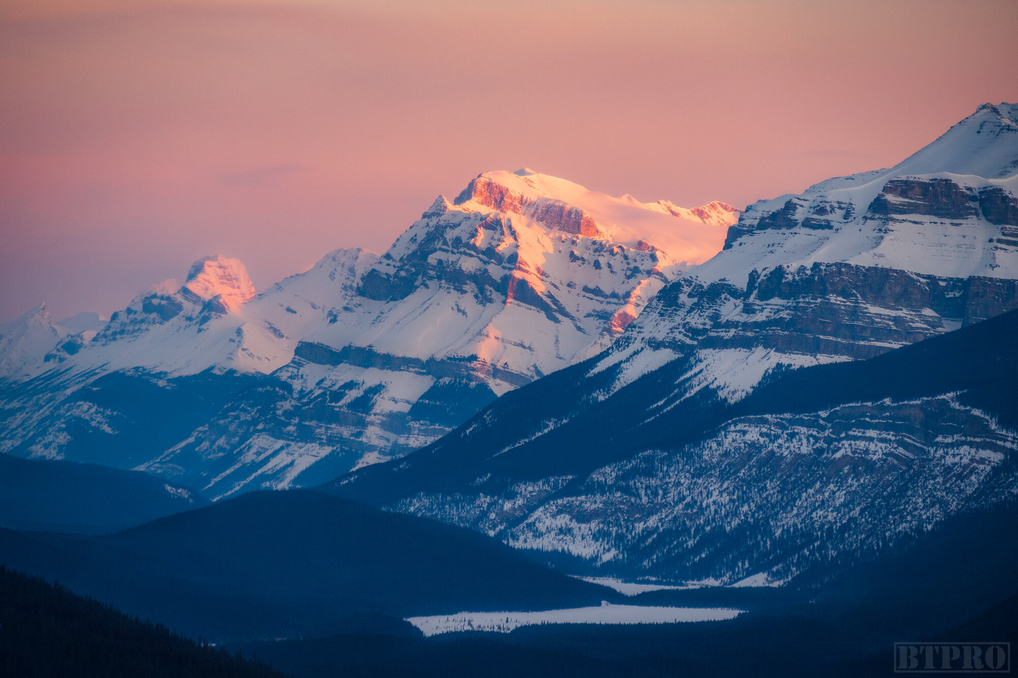 Sunrise Details at Peyto Lake