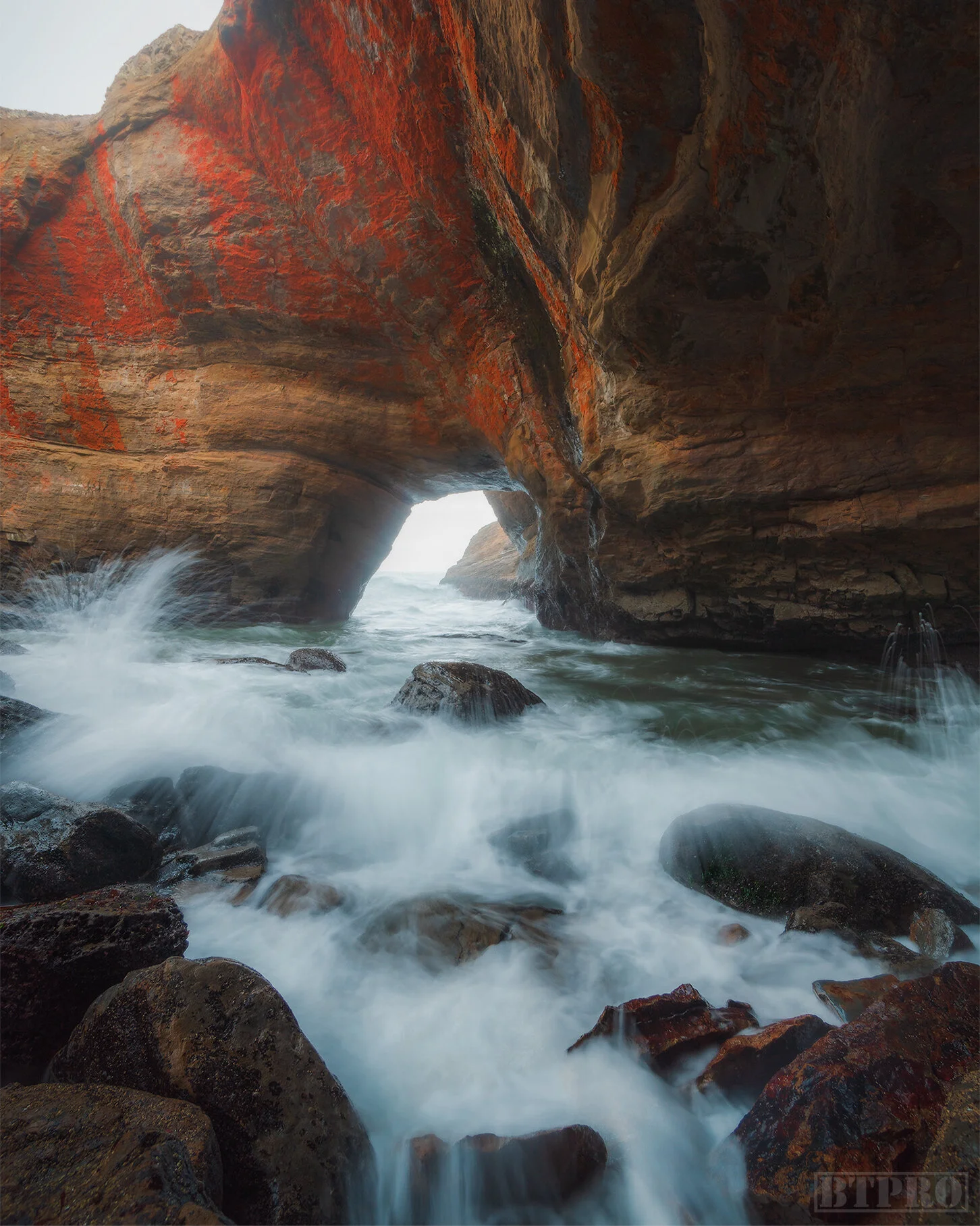 Long Exposure inside the Devil’s Punchbowl