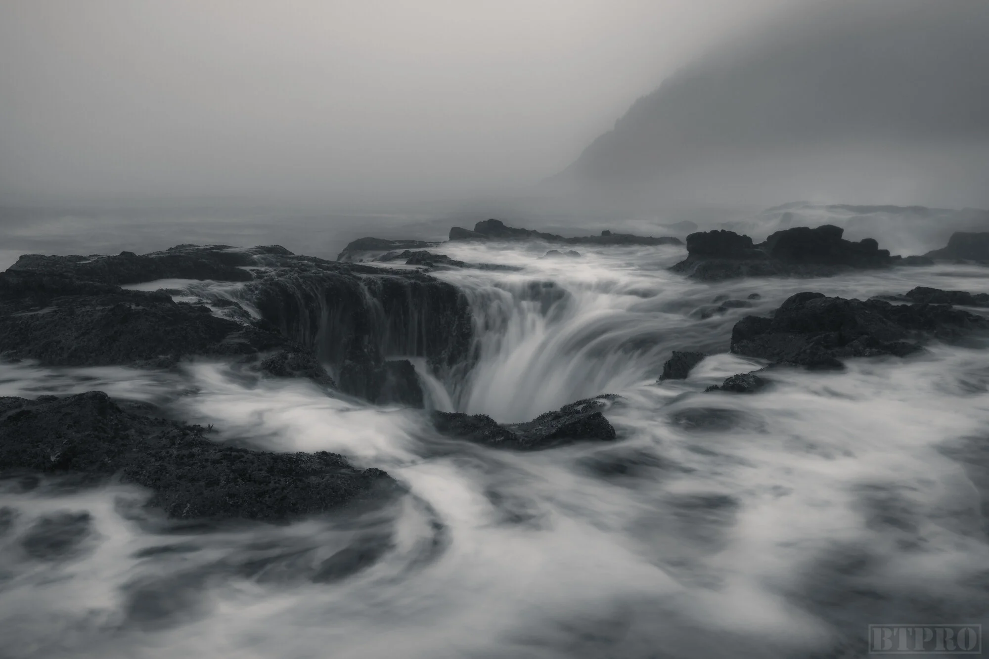 Moody Long Exposure at Thor’s Well