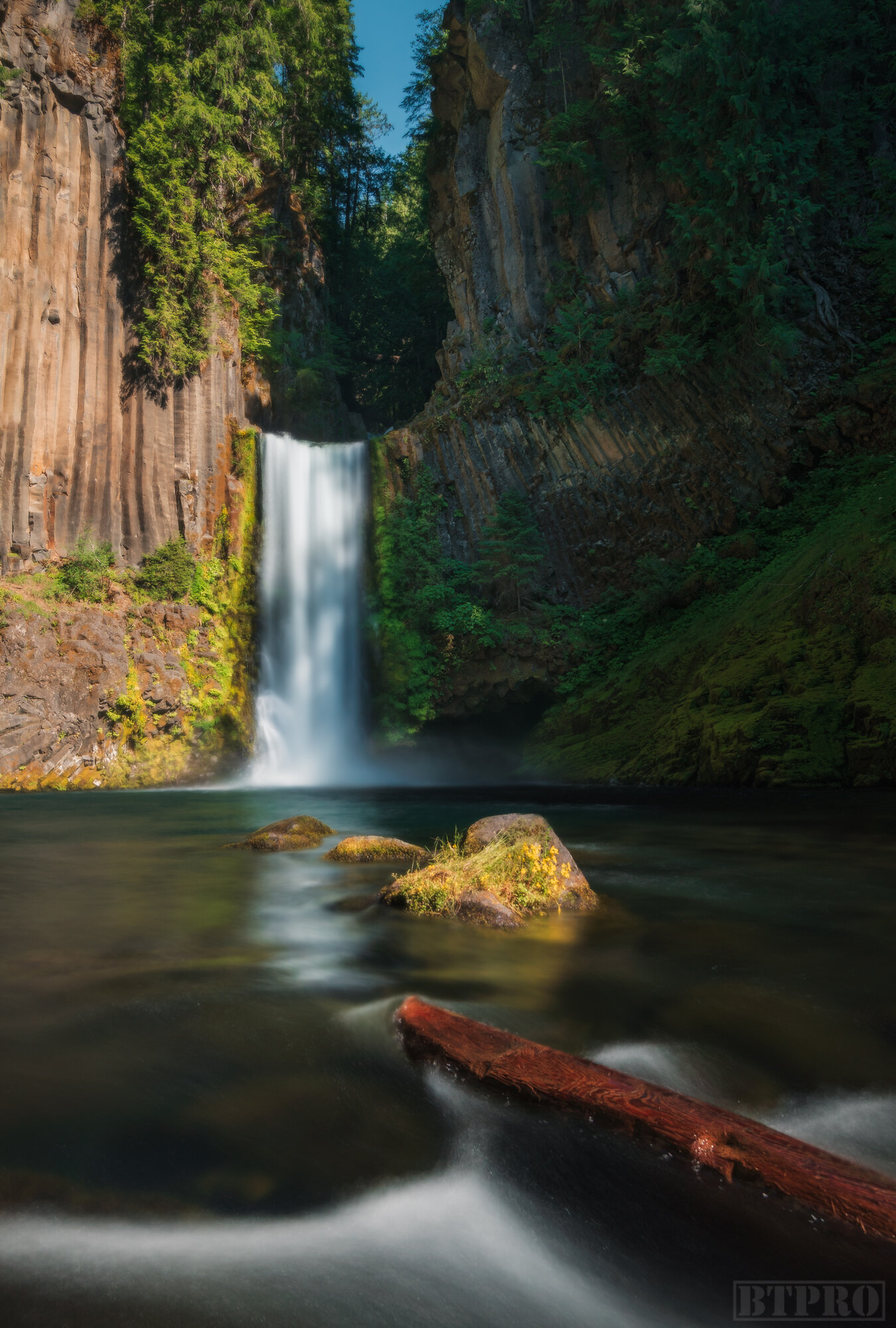 Long Exposure at Toketee Falls