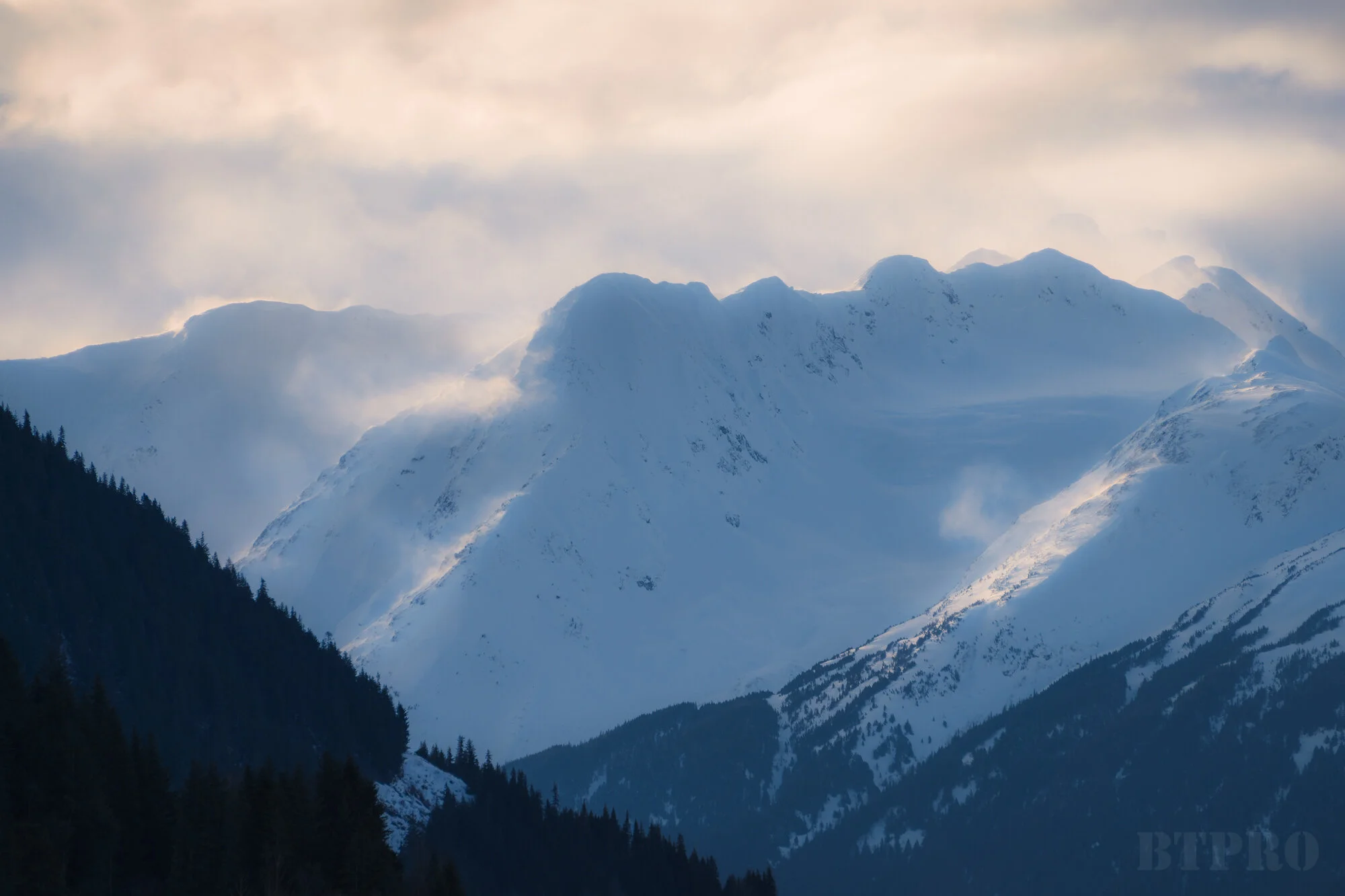 Mountain Details on Seward Highway