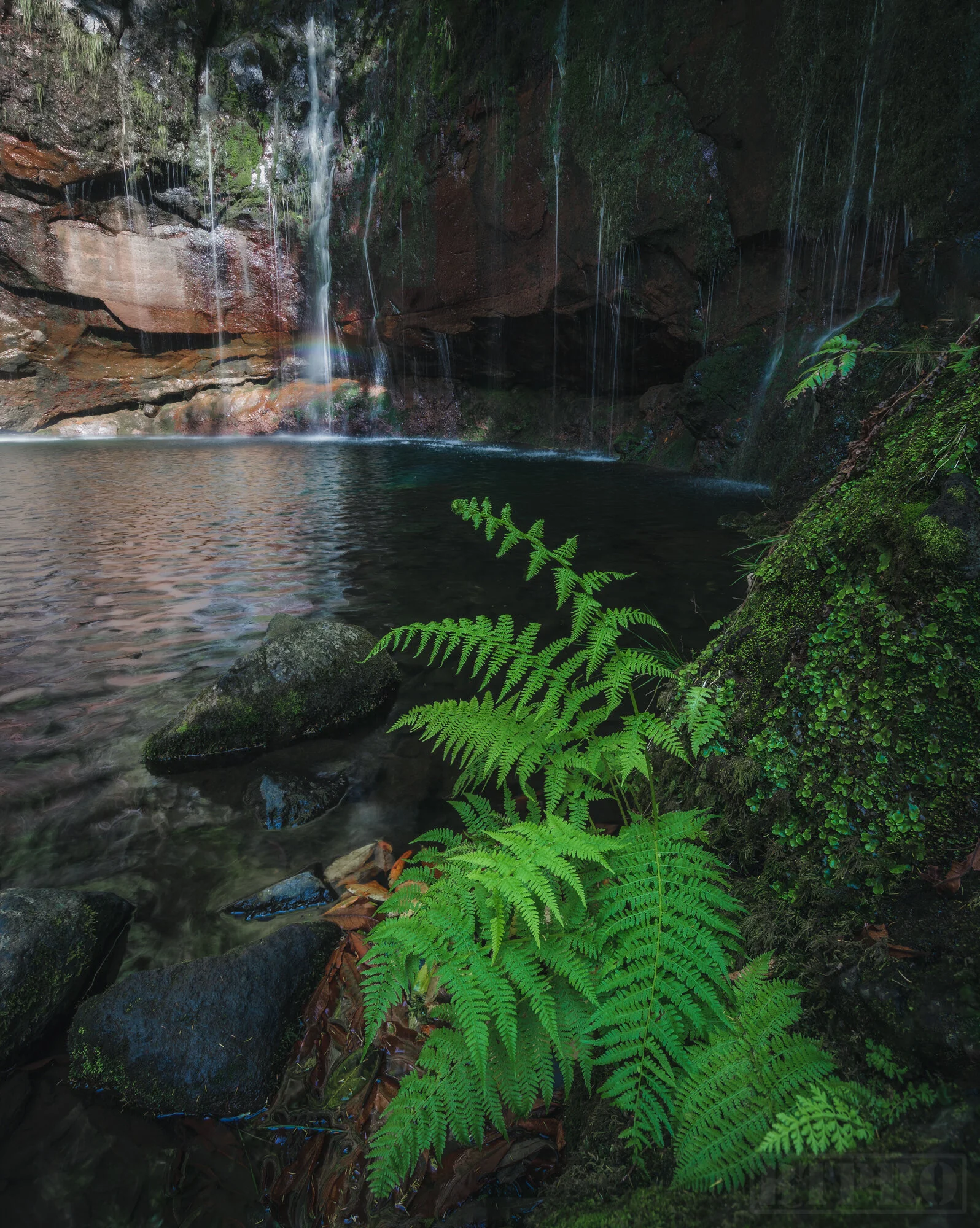 25 Fontes Waterfall