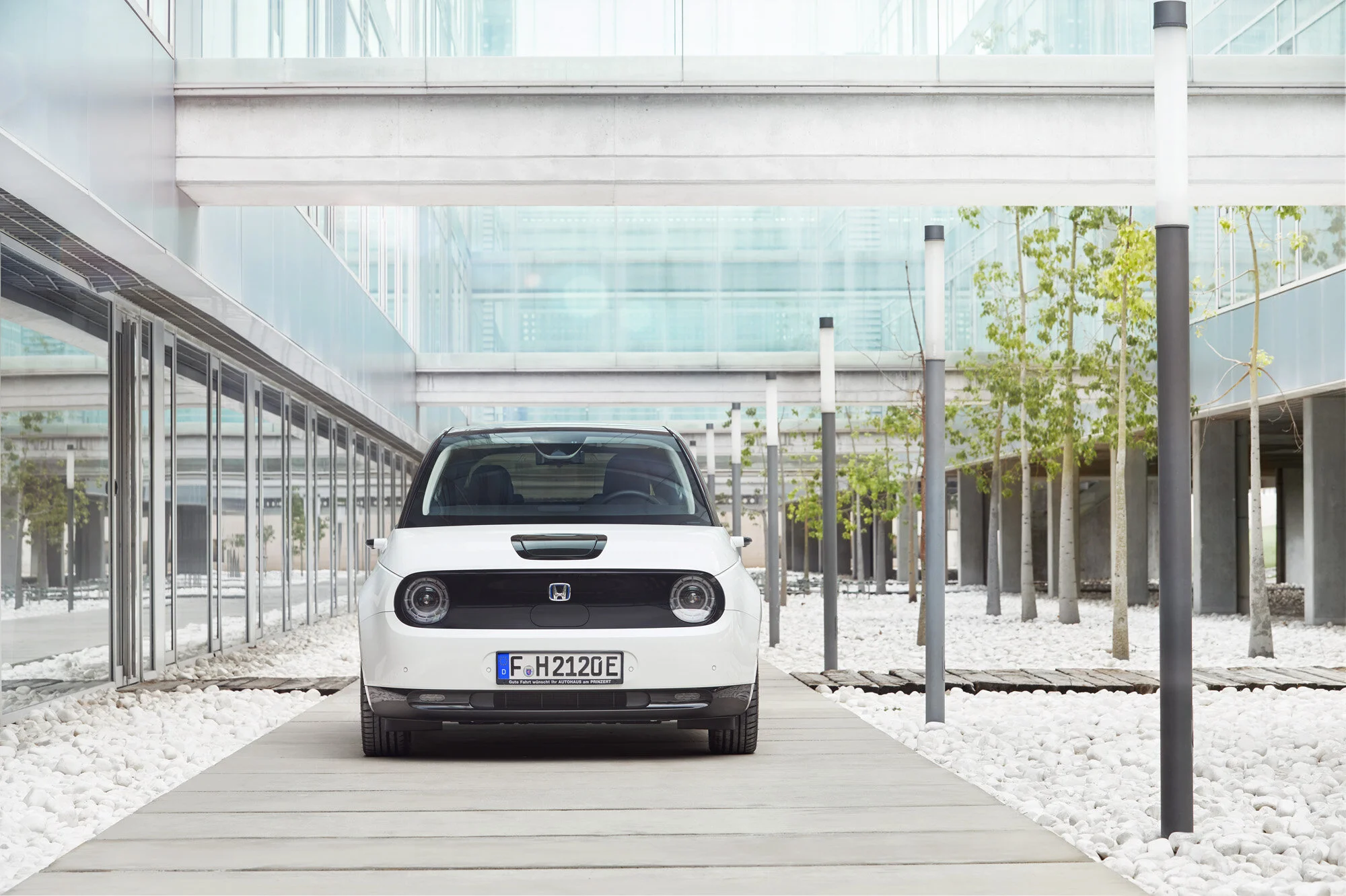 MattHowell_Honda_e_college_front.jpg