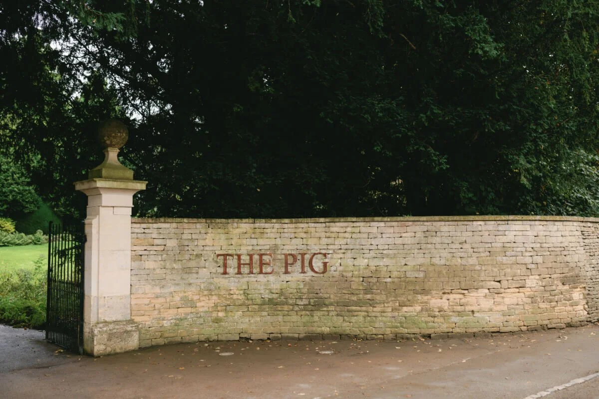 4-The-Pig-Cotswold-Wedding-Highlights (29)_The-Pig-Cotswold-Wedding.jpg