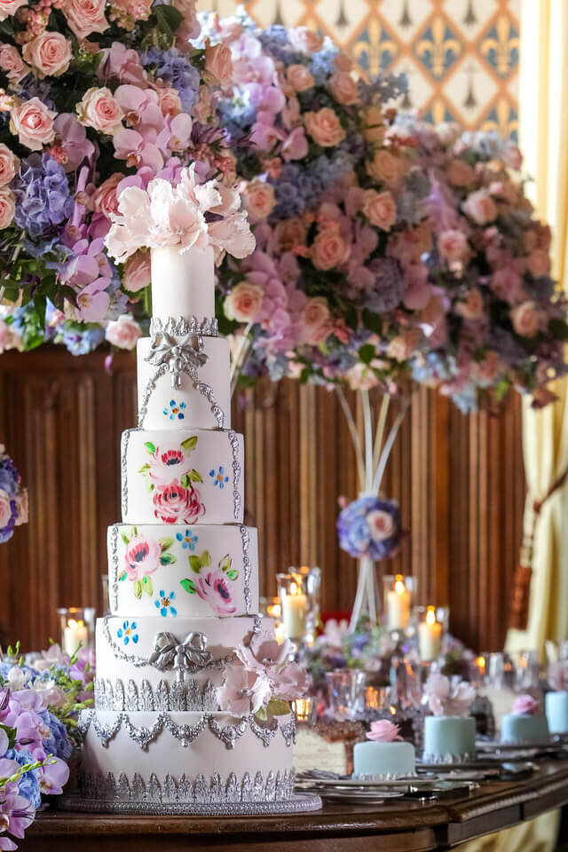 london-wedding-cake.jpeg