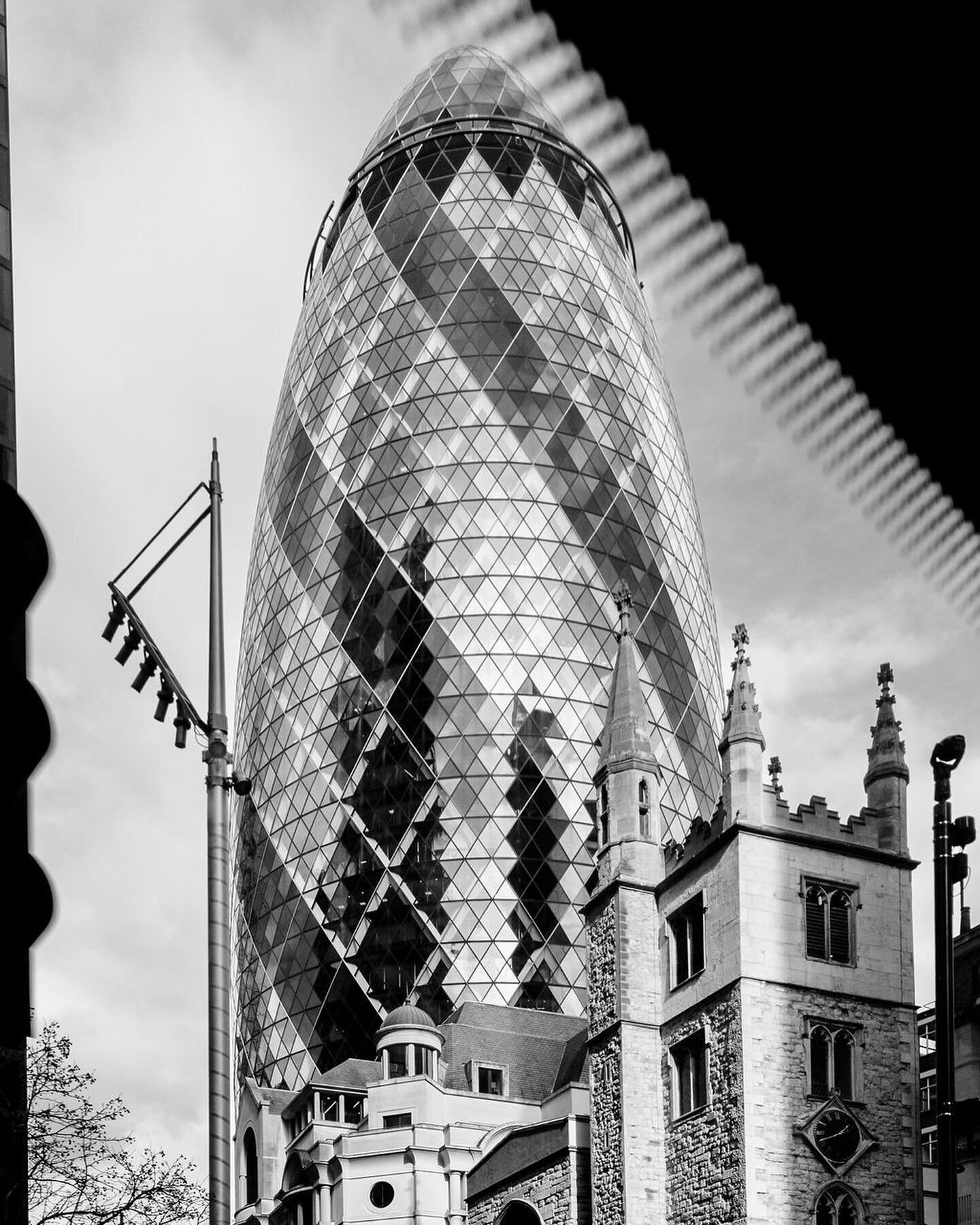 ICONIC LONDON WEDDINGS 
Timeless black &amp; white images from a stunning wedding in London for one of our American clients. We often plan weddings for couples living overseas, who want to work with a Luxury UK based Wedding Planner to plan, style &a