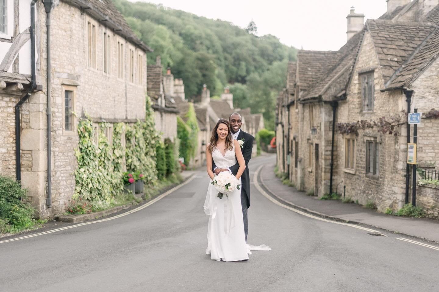 CASTLE COMBE 
Hidden amidst the rolling hills of the Cotswolds &amp; officially named the prettiest village in England @castlecombeengland is home to @themanor_house &amp; offers a picture-perfect backdrop for romantic wedding photographs. 
Wedding P