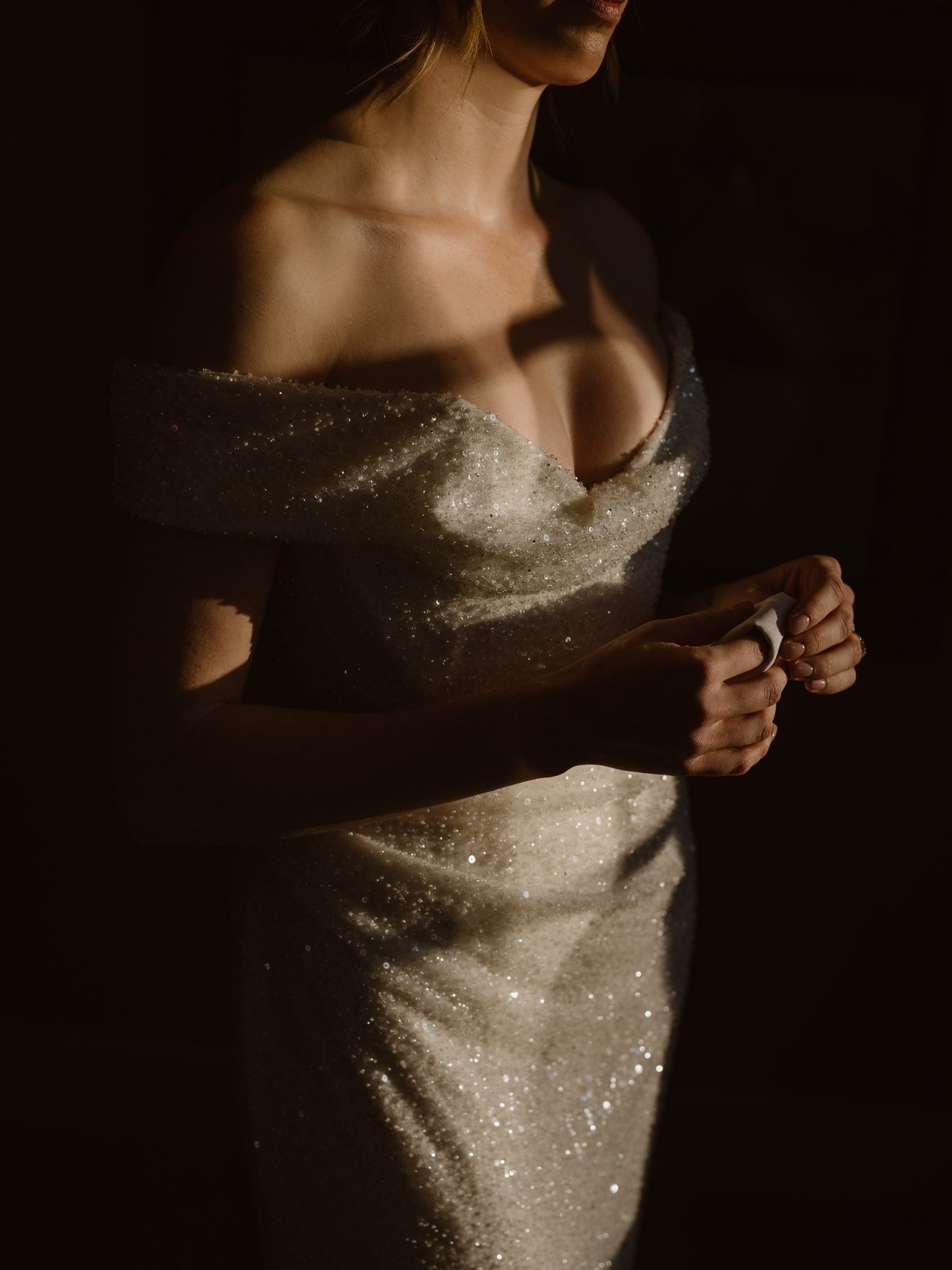 WEDDING DAY SPARKLE
Our beautiful bride looked stunning in her sparkling @viviennewestwood wedding dress &amp; cozy faux fur wrap; unapologetically romantic, effortlessly chic &amp; simply perfect for a winter wedding. 
Wedding Planner: @plannedforpe