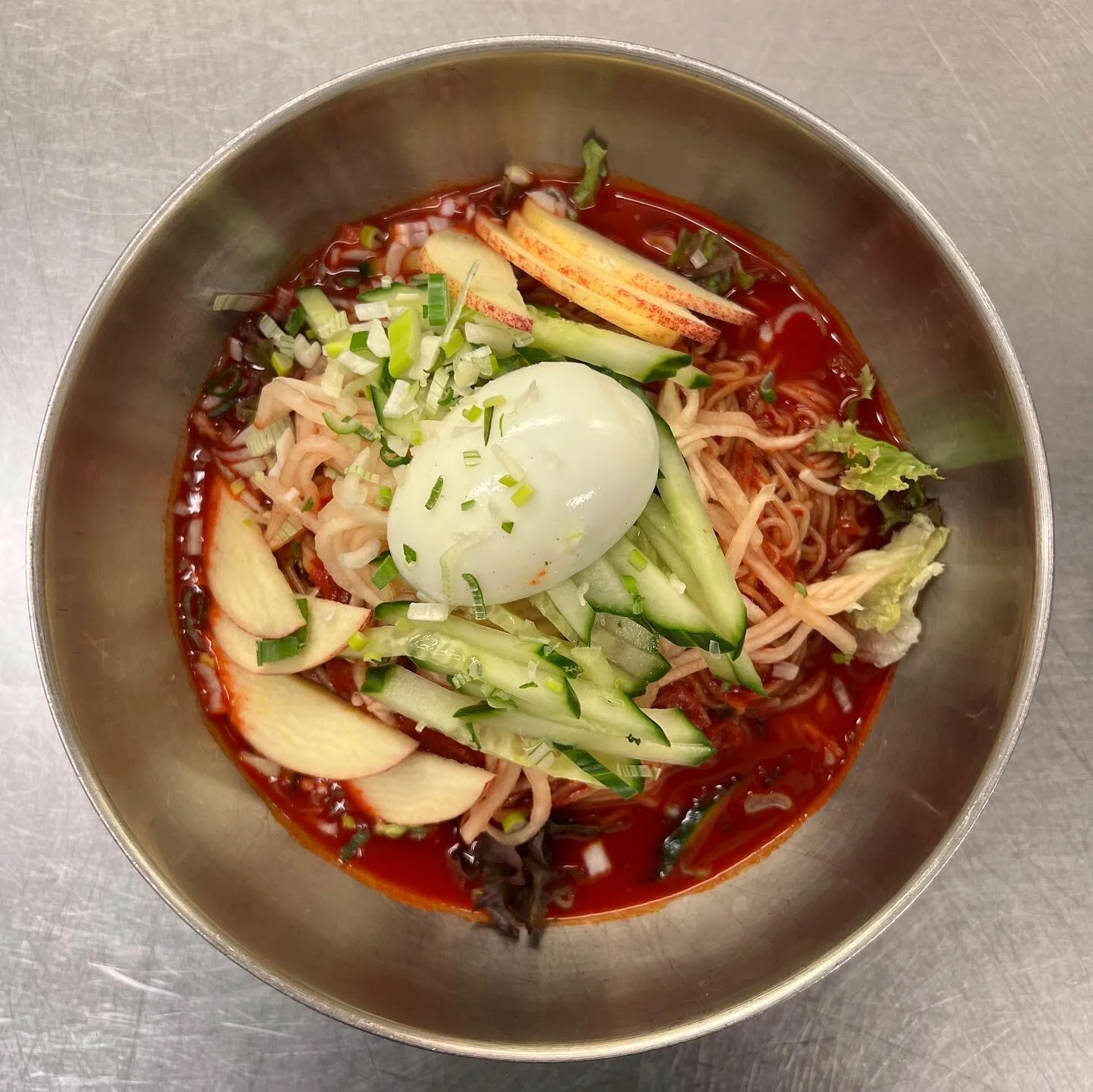 Spicy Neng Myun is a popular dish in Korea during the summertime, neng myun is a cold noodle dish. 

Buckwheat noodles in chilli sauce! 😳

Spicy neng myun - &pound;11.50
.
.
.
.
.
.
#instagram #instafood #food #koreanbbq #kbbq #london #ukig #superst