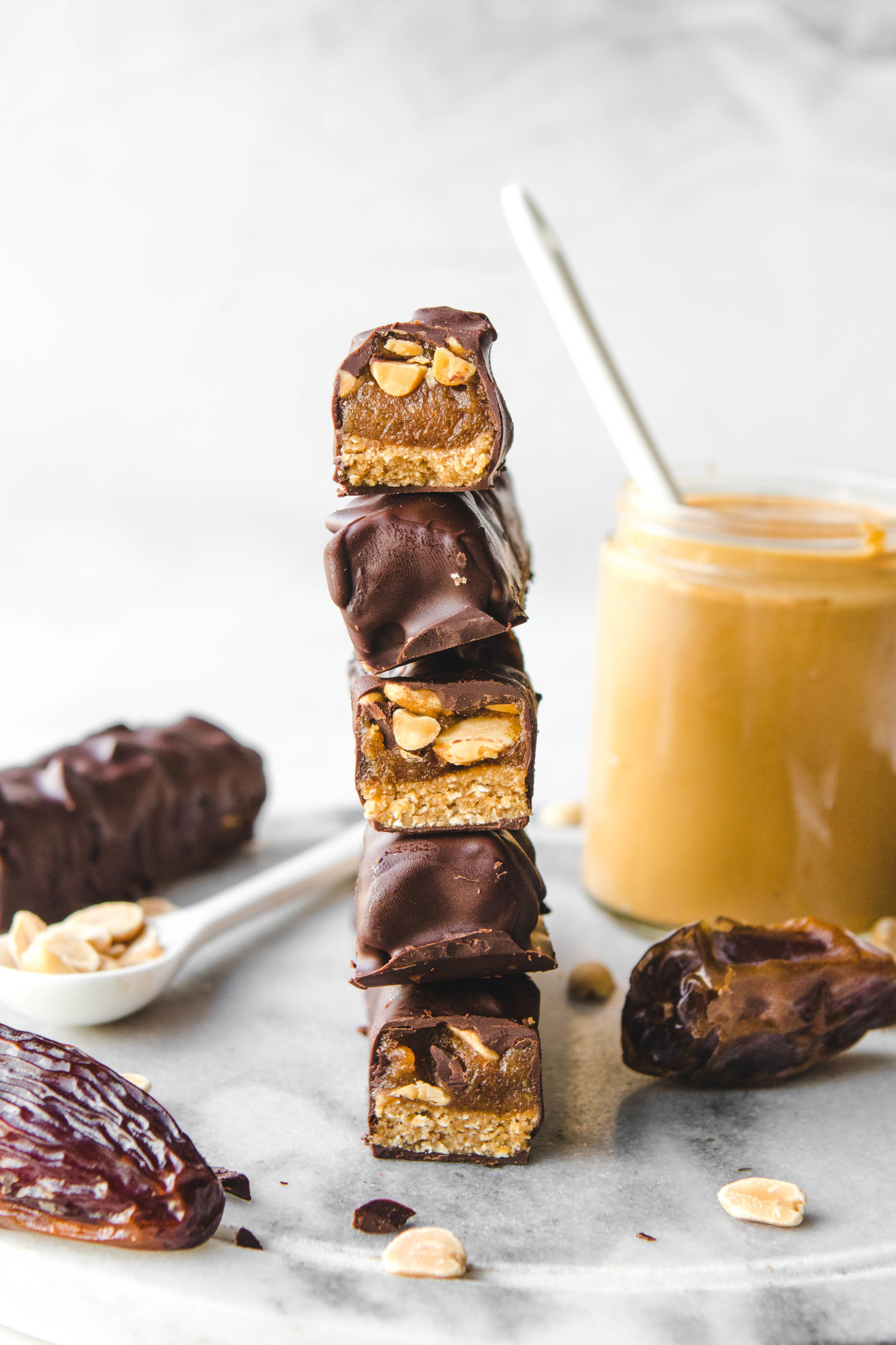Homemade_Snickers_Bars_Vegan_No_Bake_GlutenFree_FromMyBowl_Pinterest-7.jpg