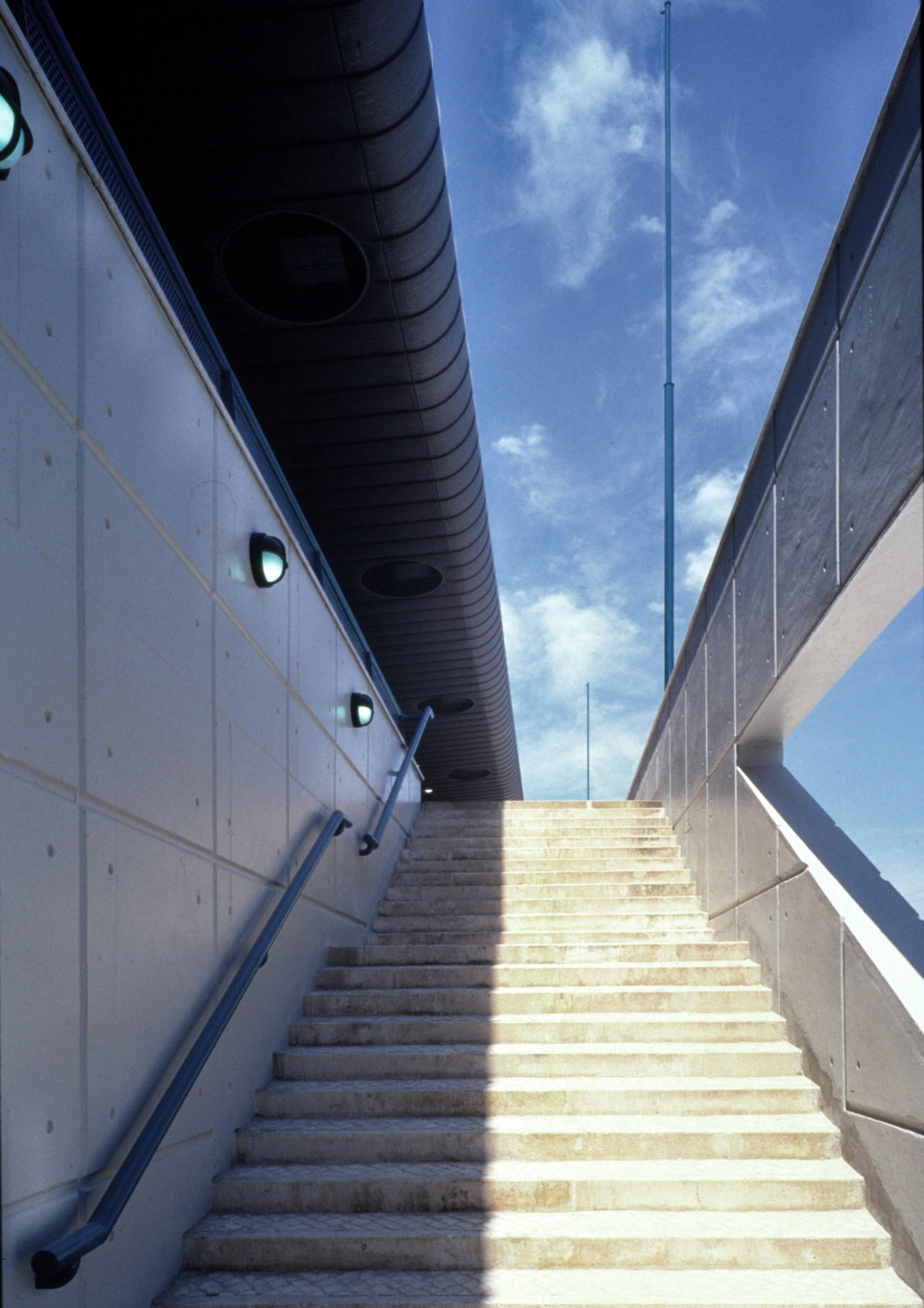 Credits_Rui_Morais_de_Sousa_3 Stairs.jpg