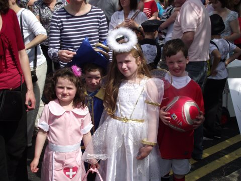 Fancy Dress 002.jpg