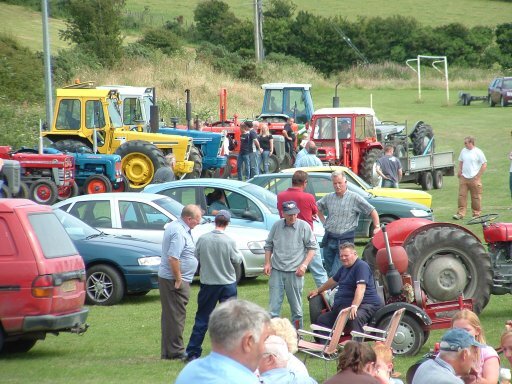 tractors13.jpg