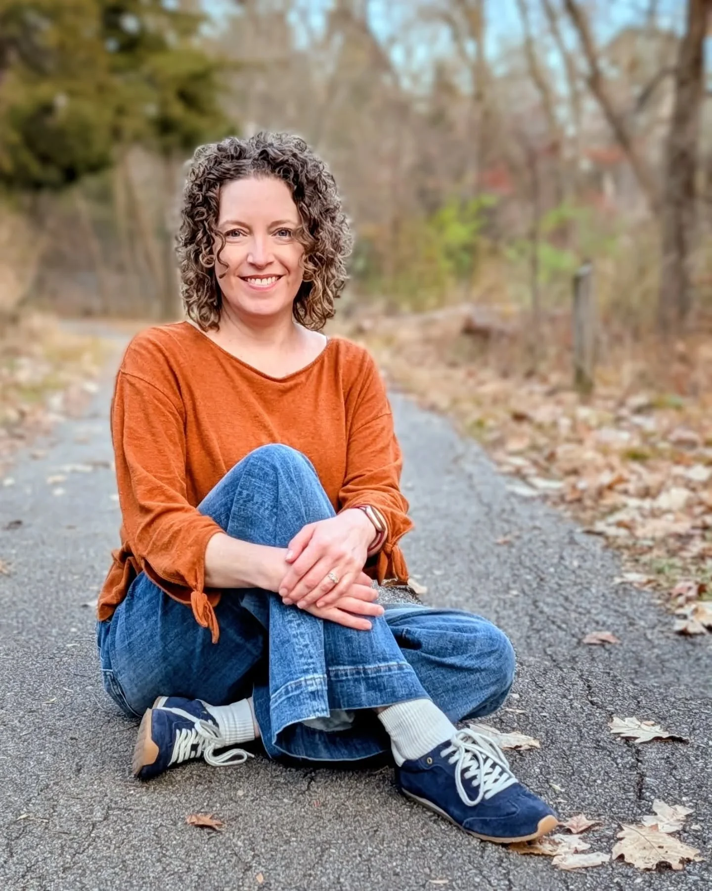 Look, it's my "senior photo!" My daughter and I were taking pics out on the trail and jokingly did these. Anyway, I thought I'd say hi and tell you a few things about myself. There are a lot of new faces around here and it's always nice to 