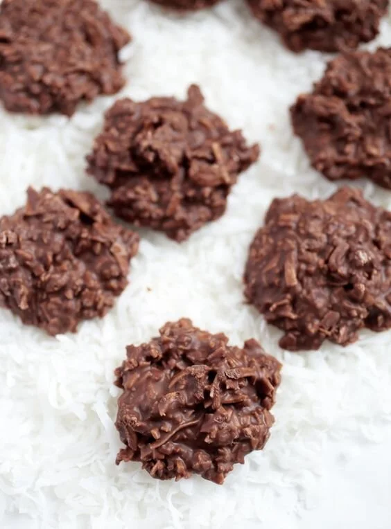 Low Carb Chocolate-Coconut Clusters