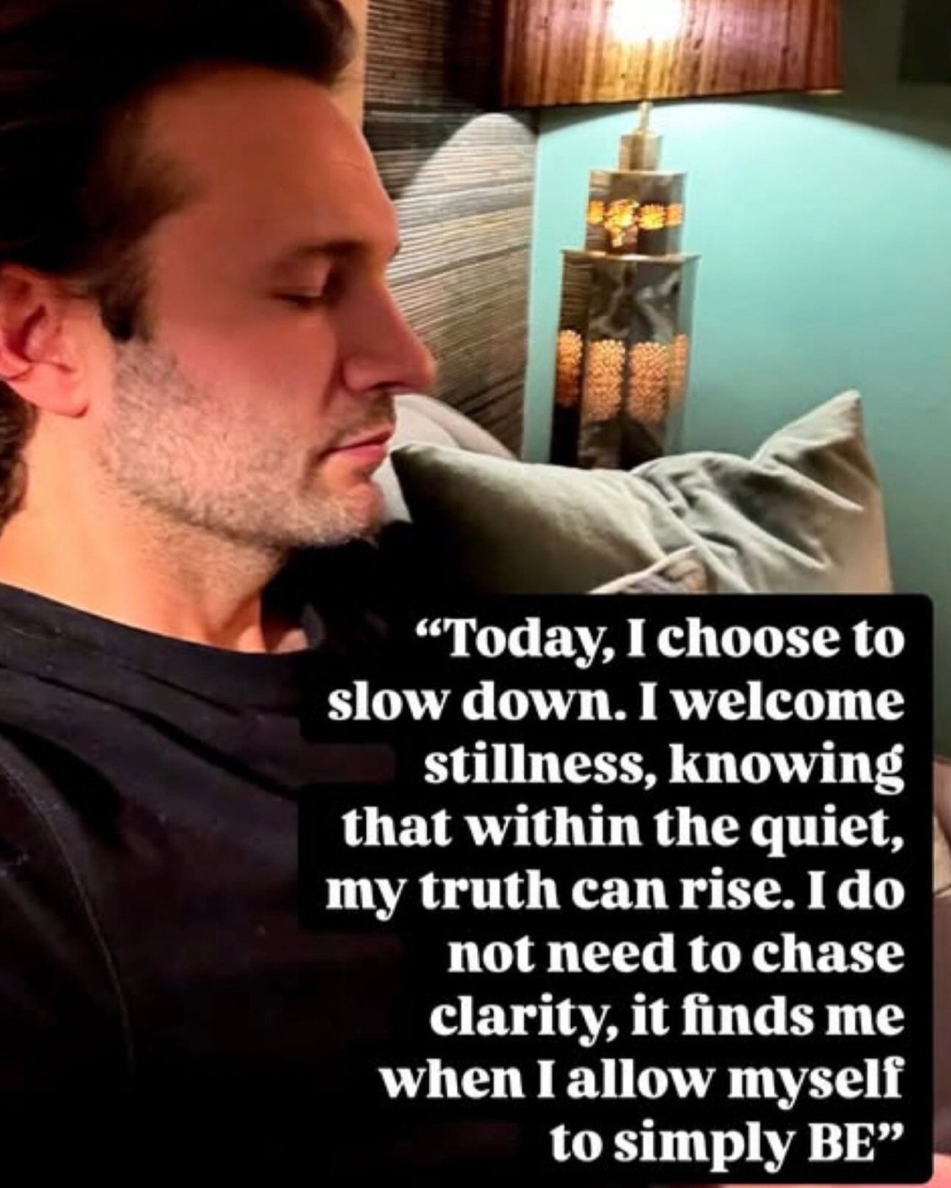 As the year winds down, so many of us feel pressure to rush, fix, and figure everything out before the calendar changes.

But this season isn&rsquo;t asking you to do more.
It&rsquo;s asking you to slow down enough to hear yourself again.

Clarity do