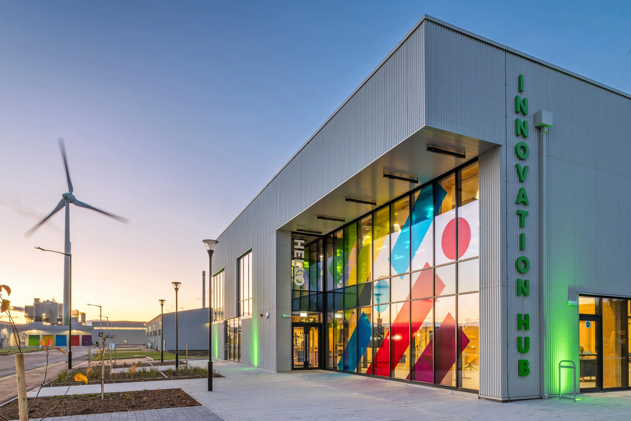 20231110 Holmes Miller - MSIP Innovation Hub - dusk 003-min.jpg