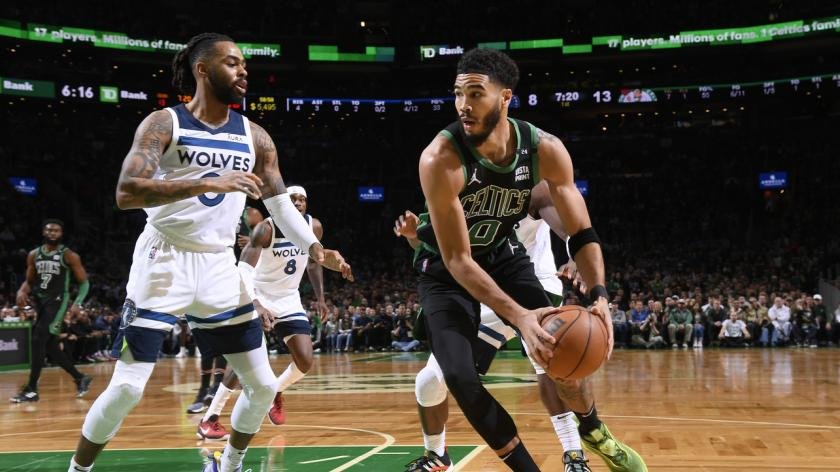 Men's Nike White Boston Celtics 2021-2022 Spotlight On Court