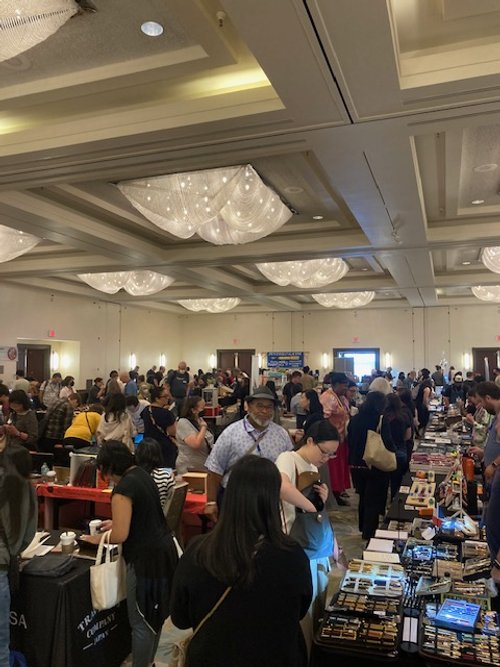 Crowded floor
