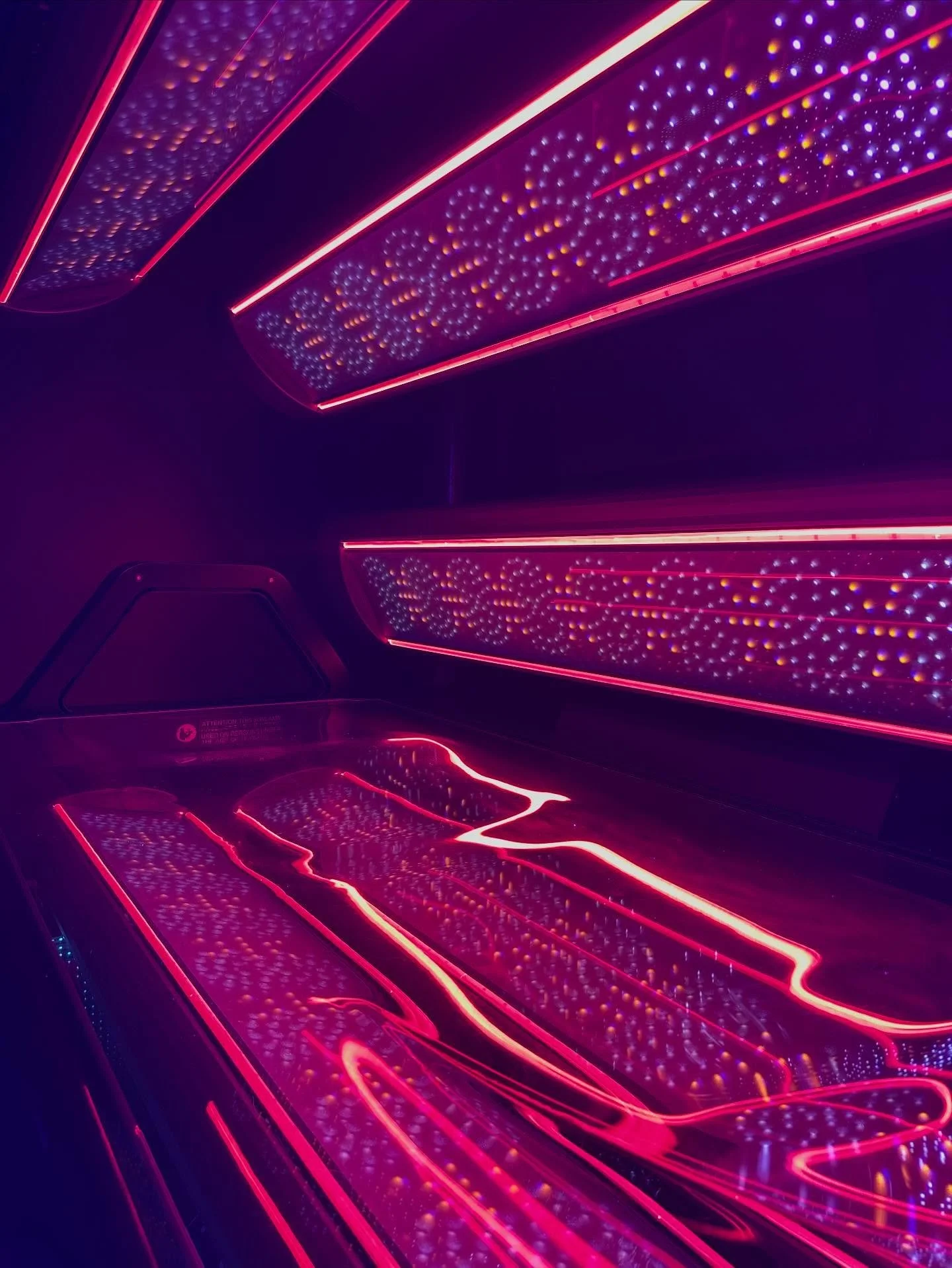 Bronze skin, confident energy 💫 K11 tanning delivers a deep, even tan that lasts. Glow season is always in.
#EnergySpa #EnergyTanning #VeroBeachSpa #K11Tanning