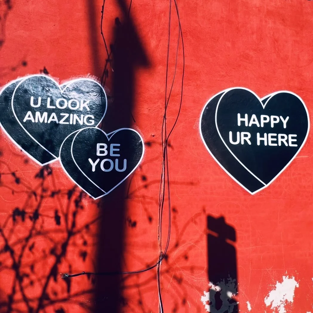 We wish you a Happy Valentine&rsquo;s Day Weekend with all our hearts 💕 ❤️ @amberellaxo