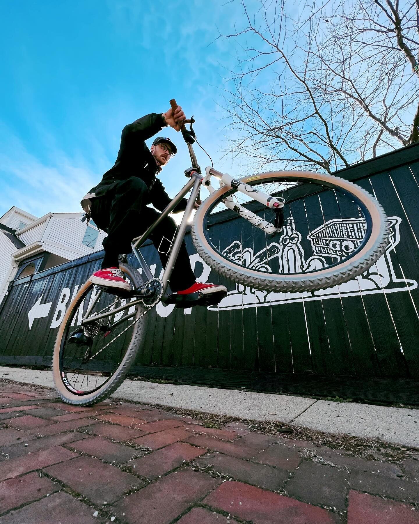 Ripping wheelies into the weekend! 

Come hang with us tonight 4 year anniversary party 5-8 open house!

📸 @marygoldcyclery 
&bull;
&bull;
&bull;
&bull;
&bull;
&bull;
&bull;
&bull;
&bull;
&bull;
#chicagocycling #cycling #bikeshop #morethanjustbikes 