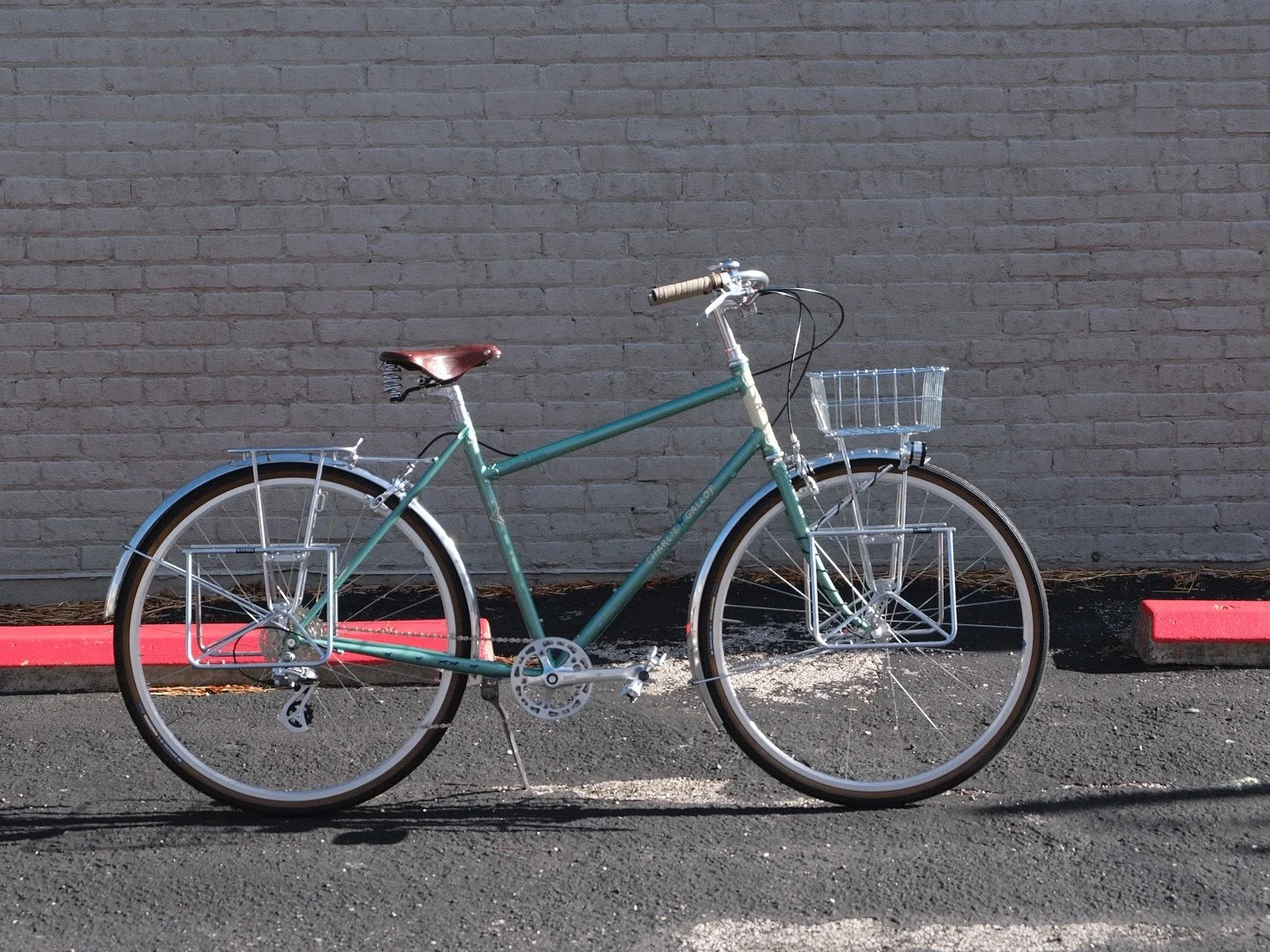 Lots of fun on this one. 

@rivbike Charlie Gallop with tons of handmade bits!

Thanks for the trust Jared.