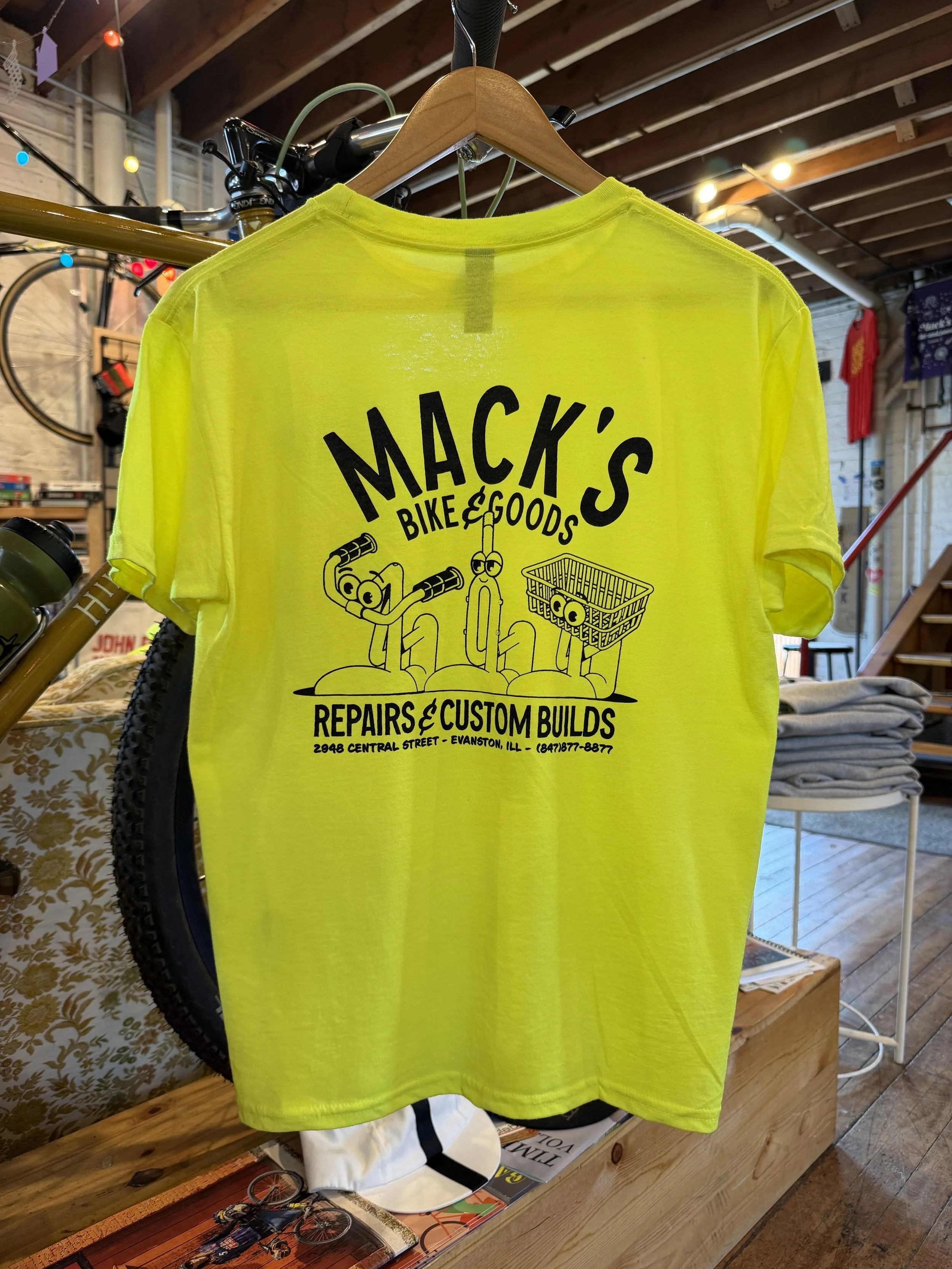 High Viz Mack's Service + Customs