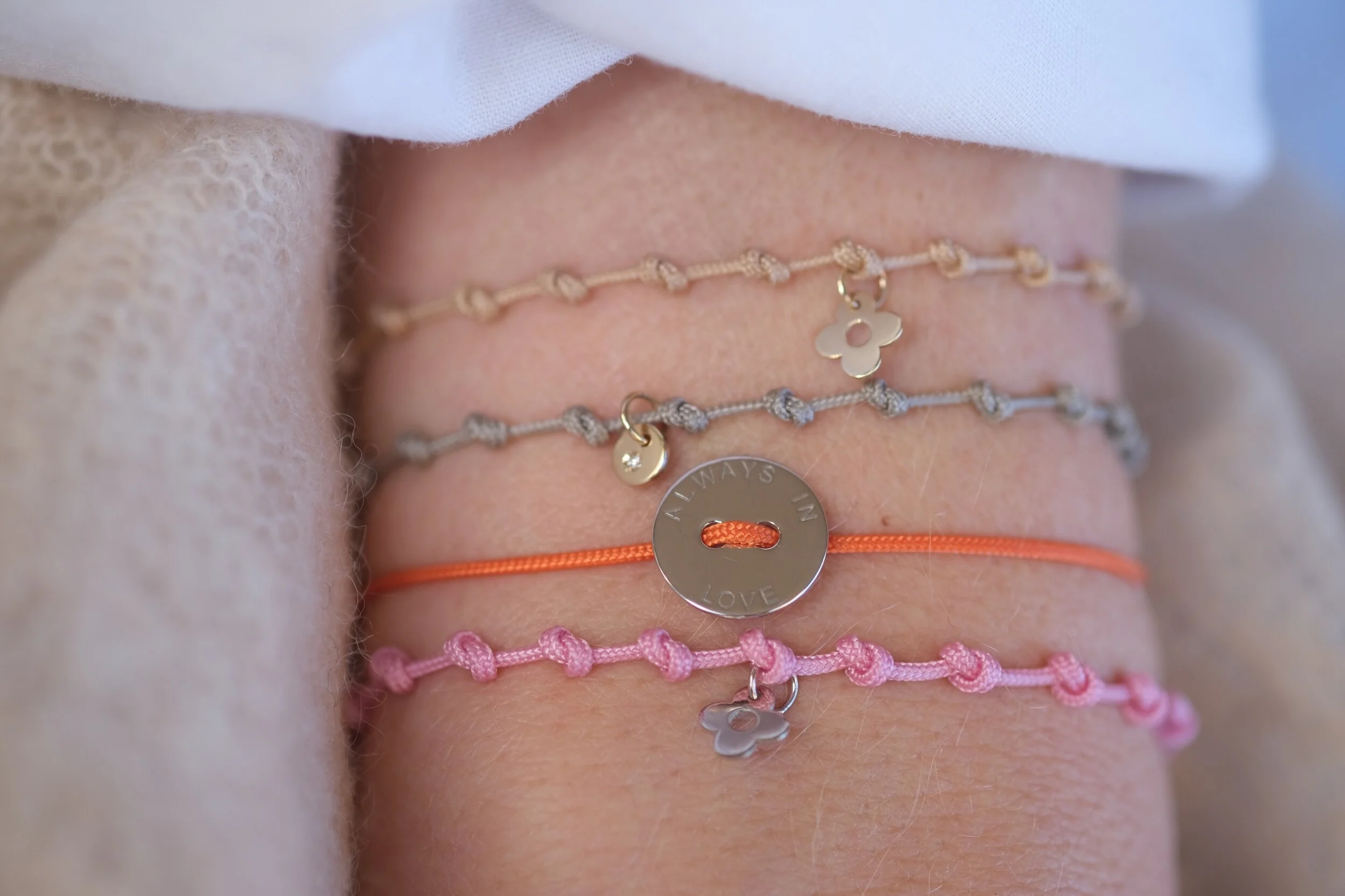 97966845-8344-4217-BBD9-1DA790F56414