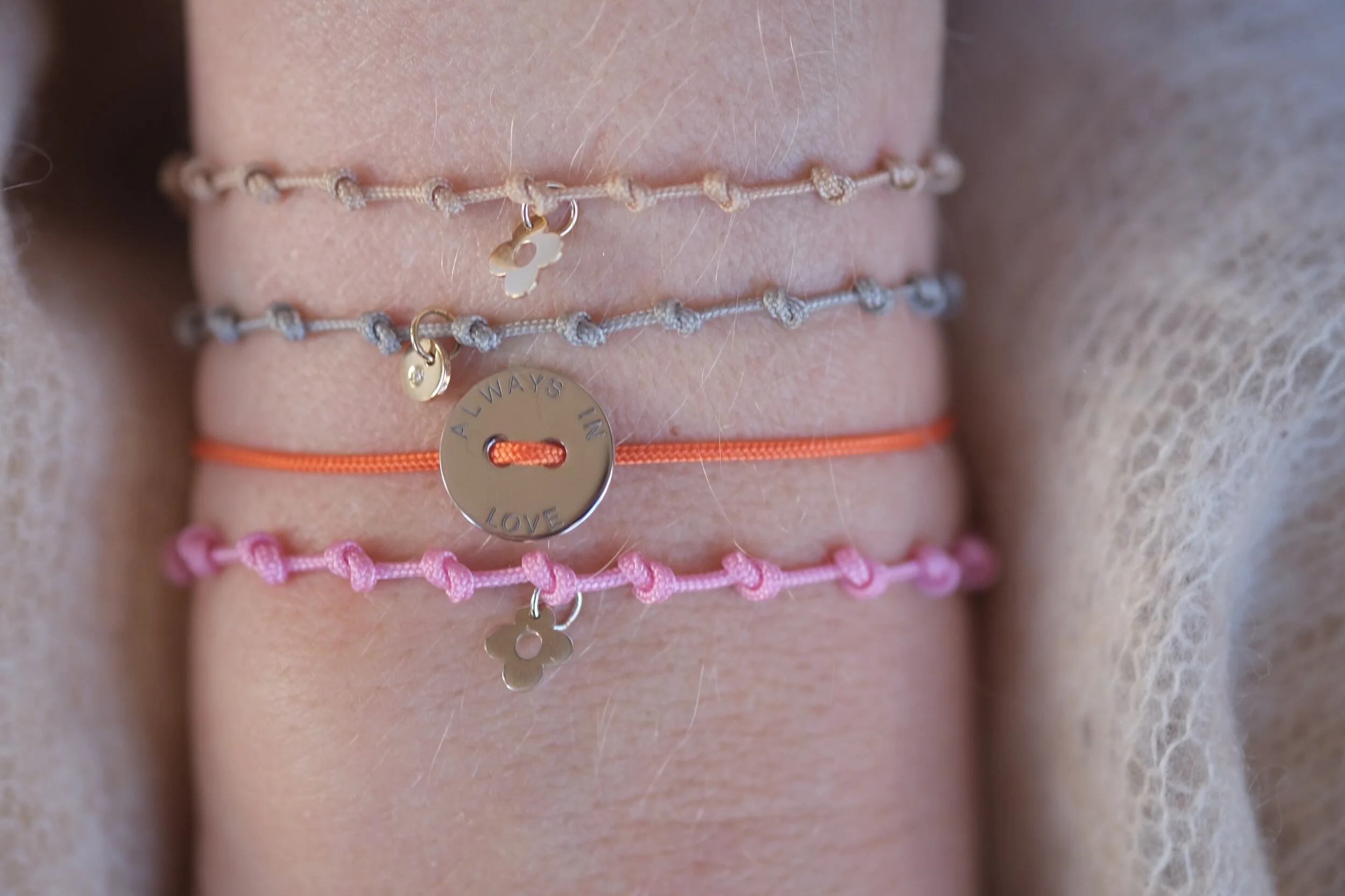 B1F5C039-5453-4837-8B54-04D4AEF65007