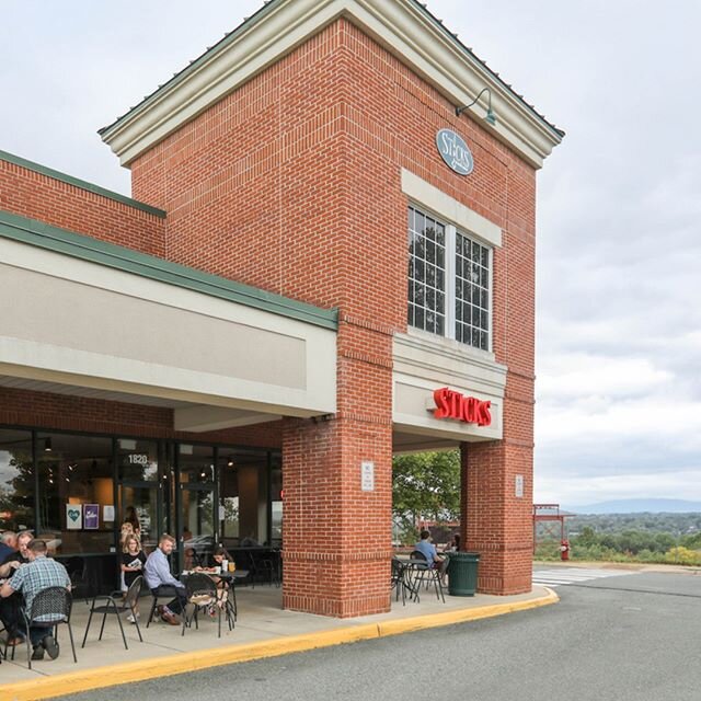 Reminder: Outdoor seating is available at our #Cville locations for a limited number of customers! Our tables are spaced out to adhere to social distancing, and we are taking extreme precautions in order to maintain a sanitized environment. We ask th