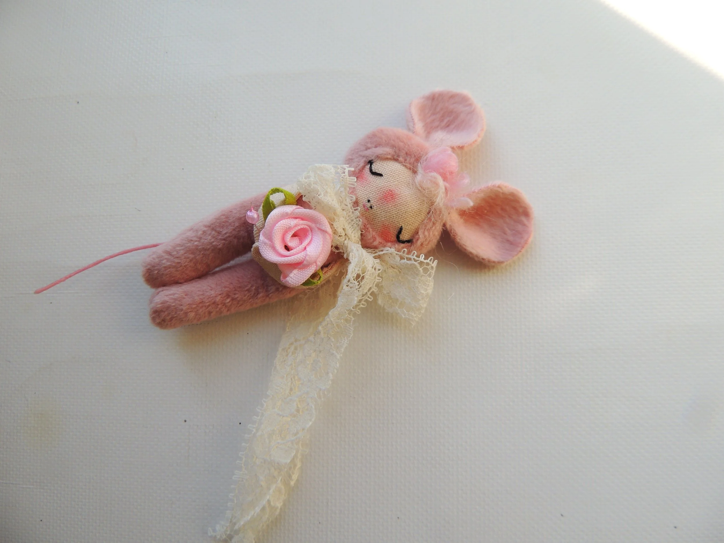 Rose Wee Mouse