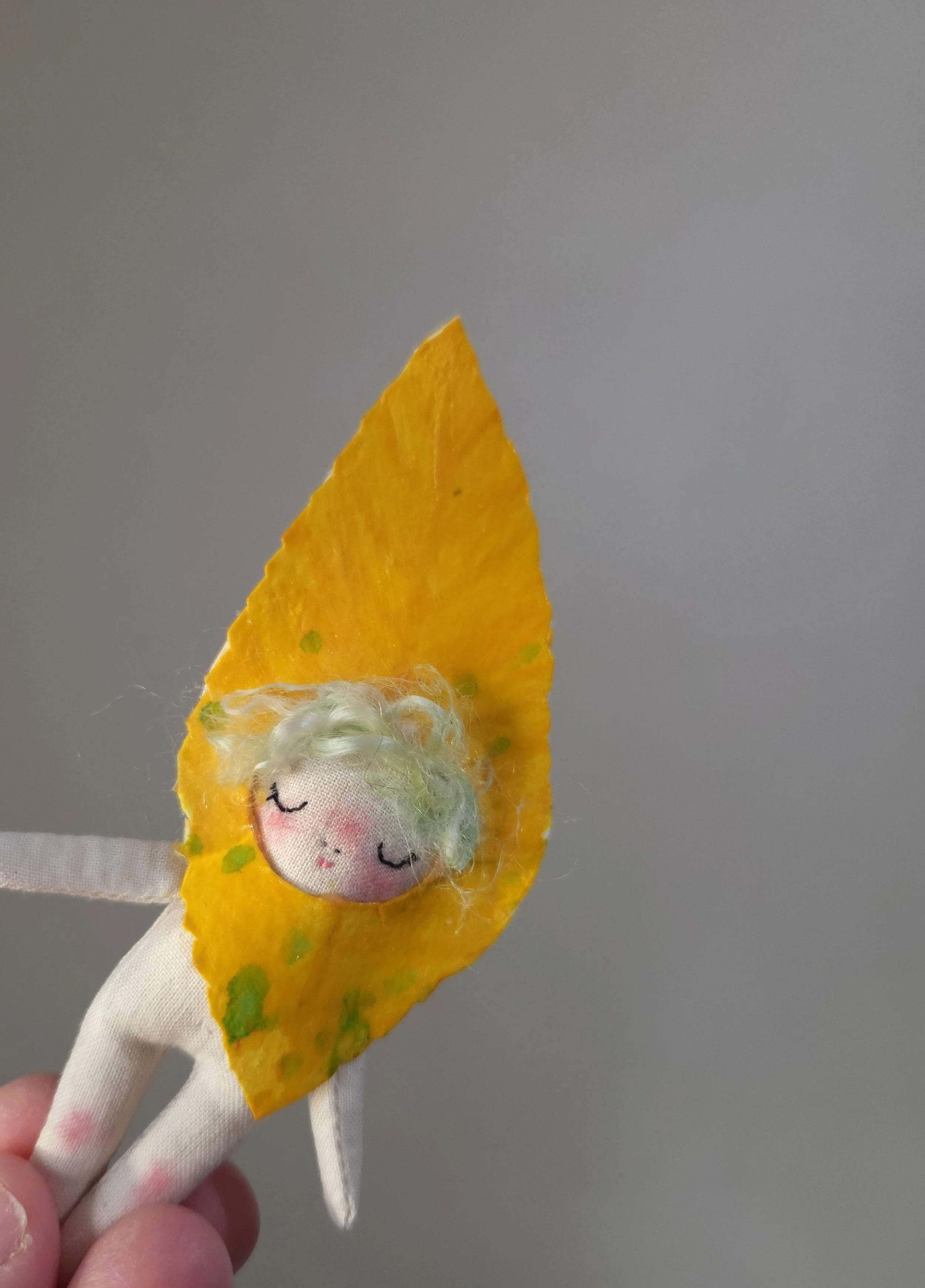 Wee Leaf #3