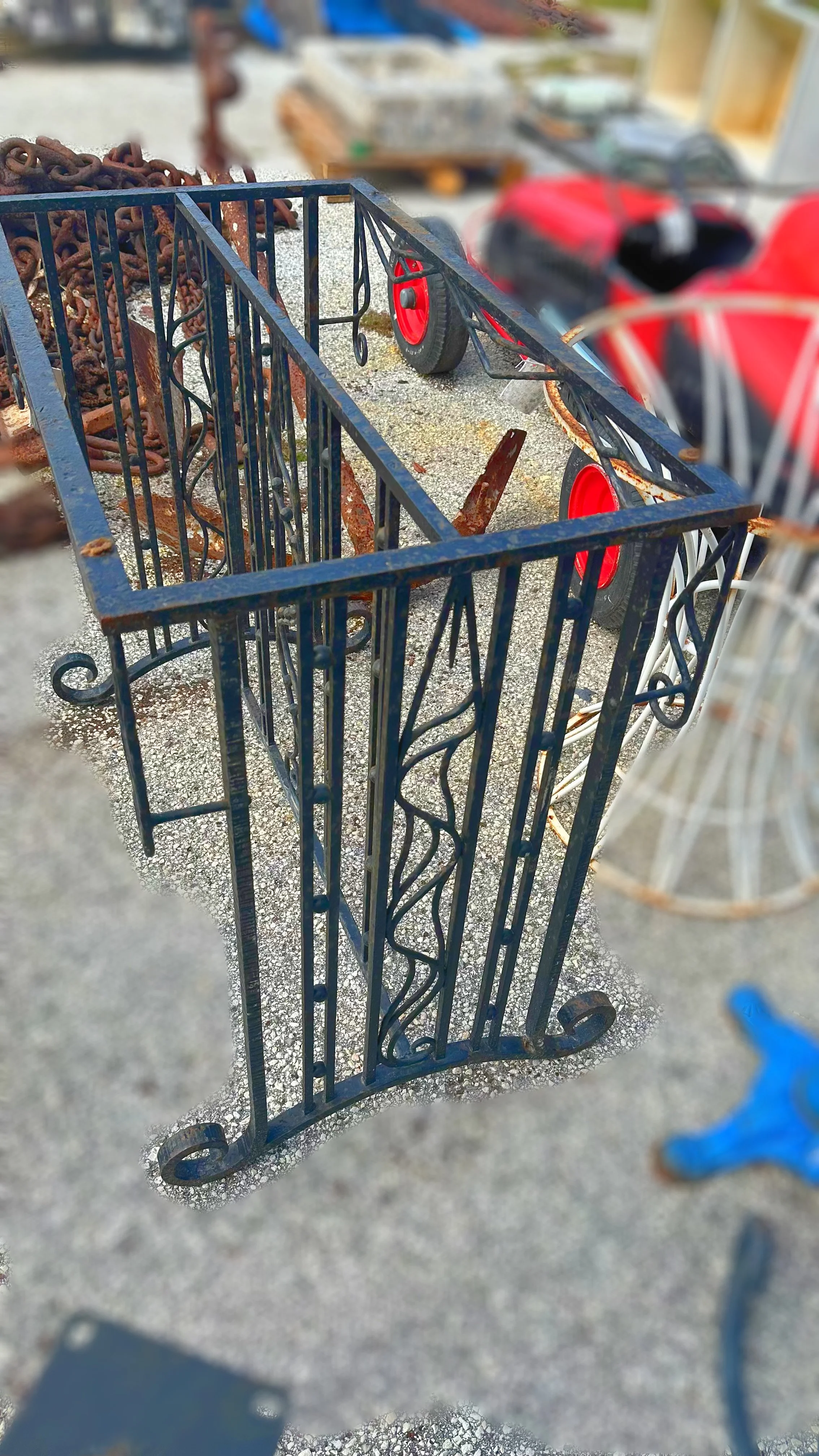 Table Base — Schiller's Salvage - Tampa, Florida