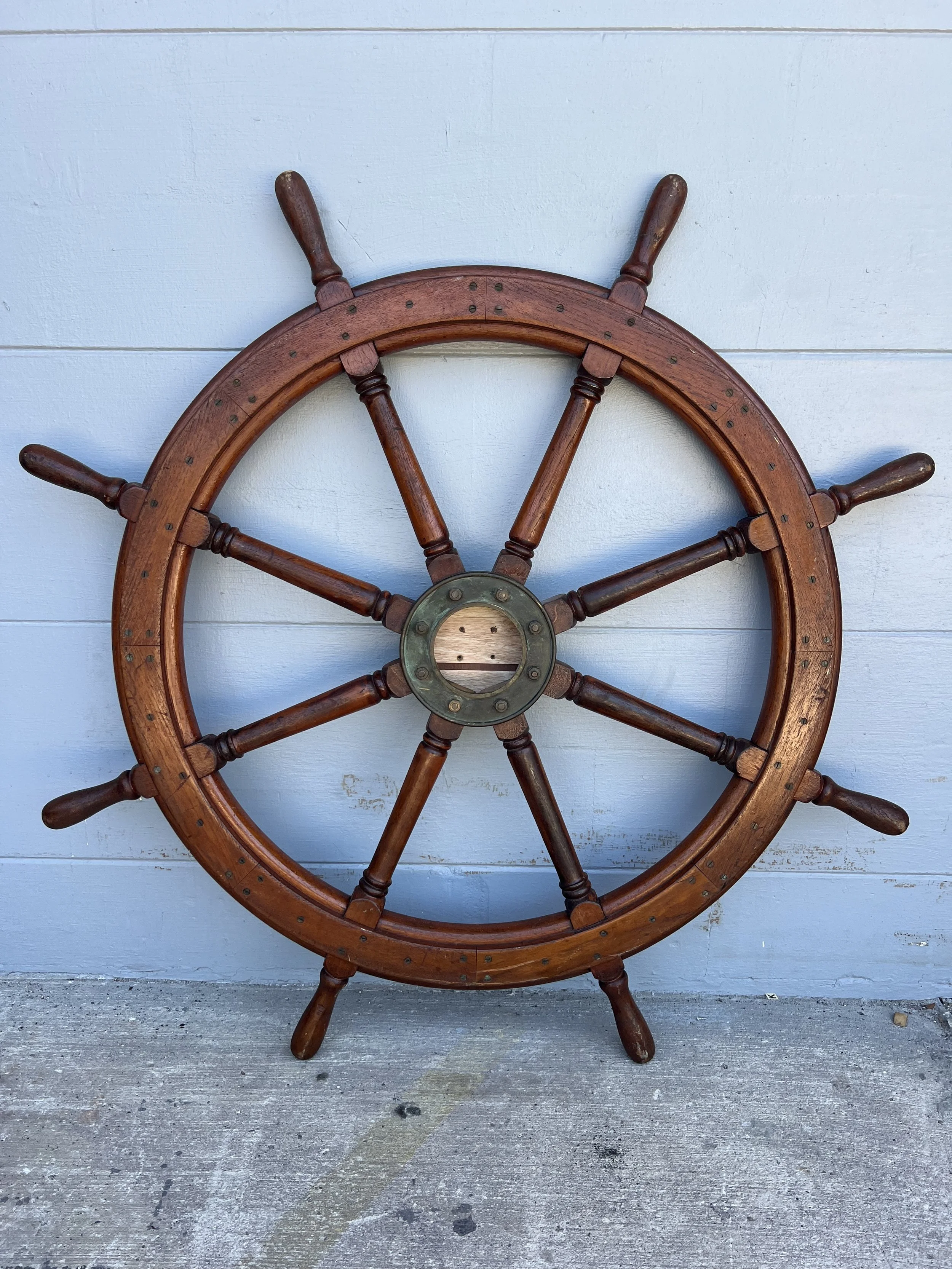 Large ships wheel w/ bronze hardware