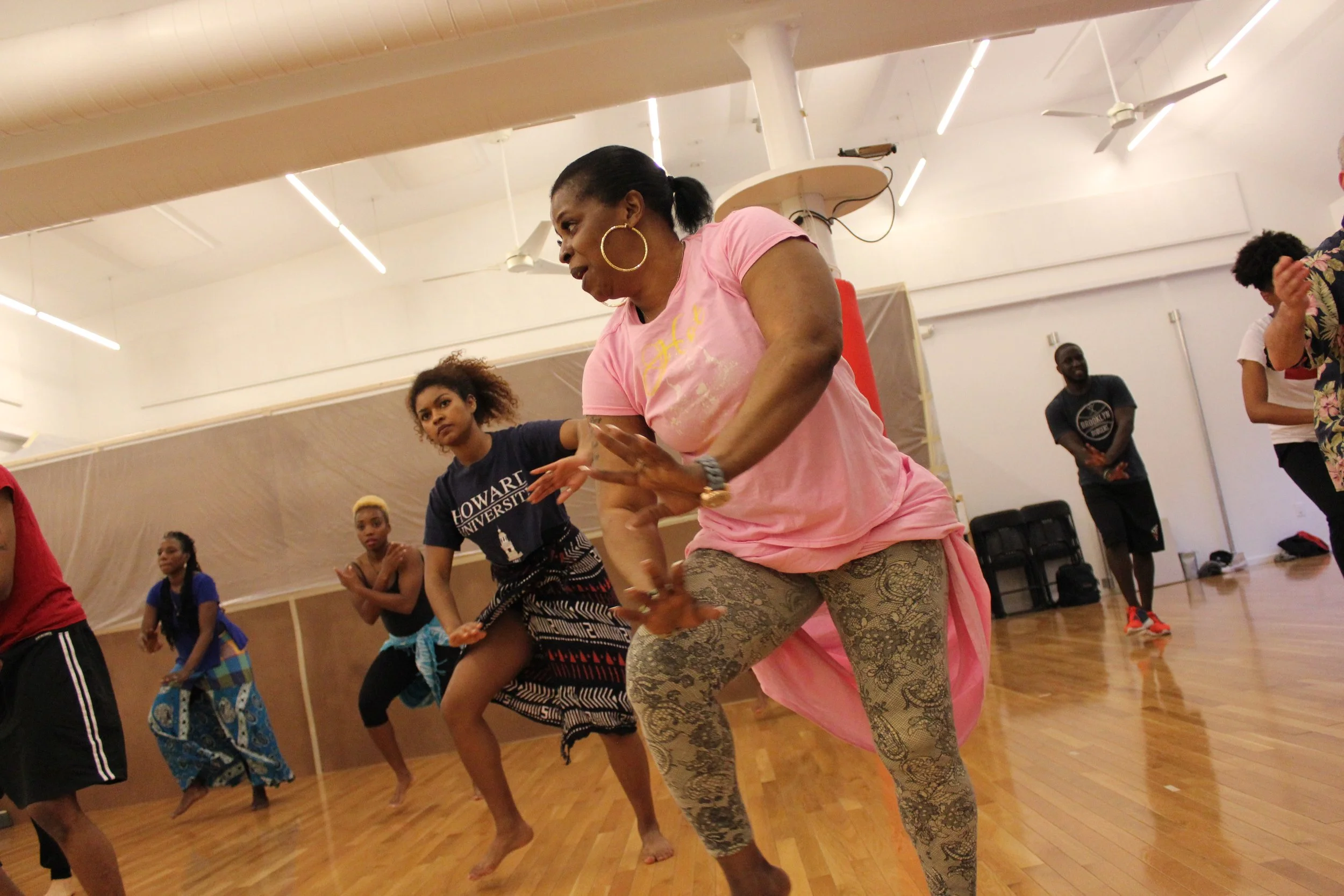 Guinean - West African Dance with Mouminatou Camara   