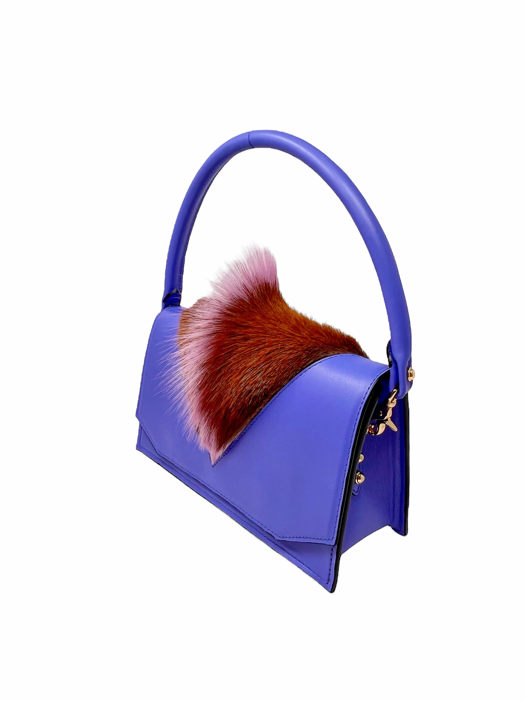 83F77CDA-3C3A-4CAE-9310-0735CA66DE9B