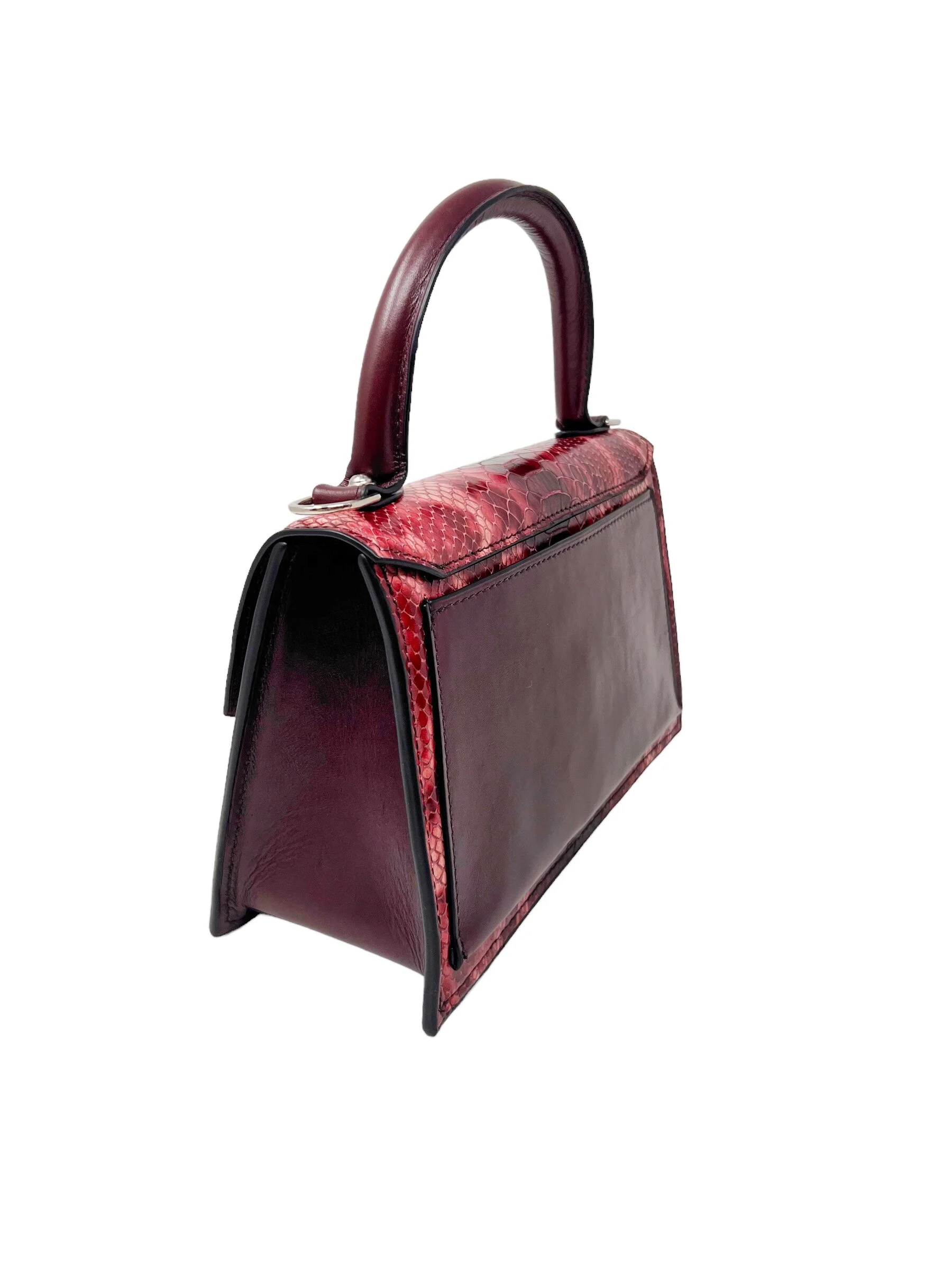 B3A66786-EE7C-41D3-8DA5-F7F70CC5E3B1