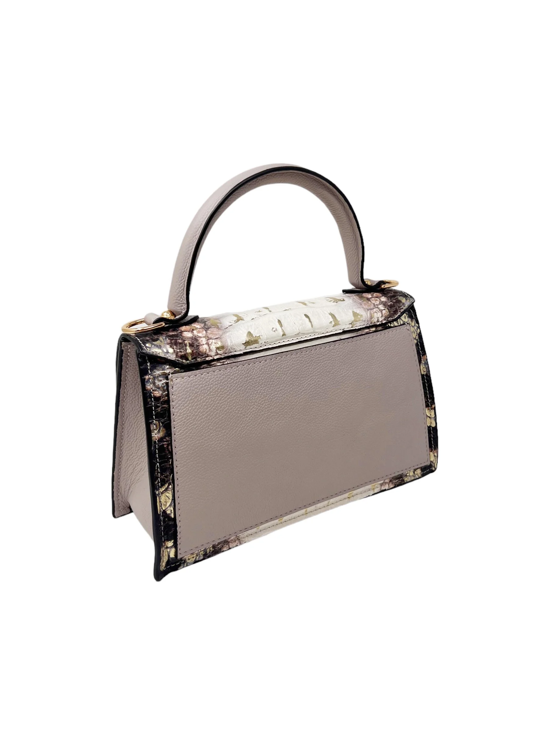 7A3982CF-FBE4-4B32-B381-F8F66983530D