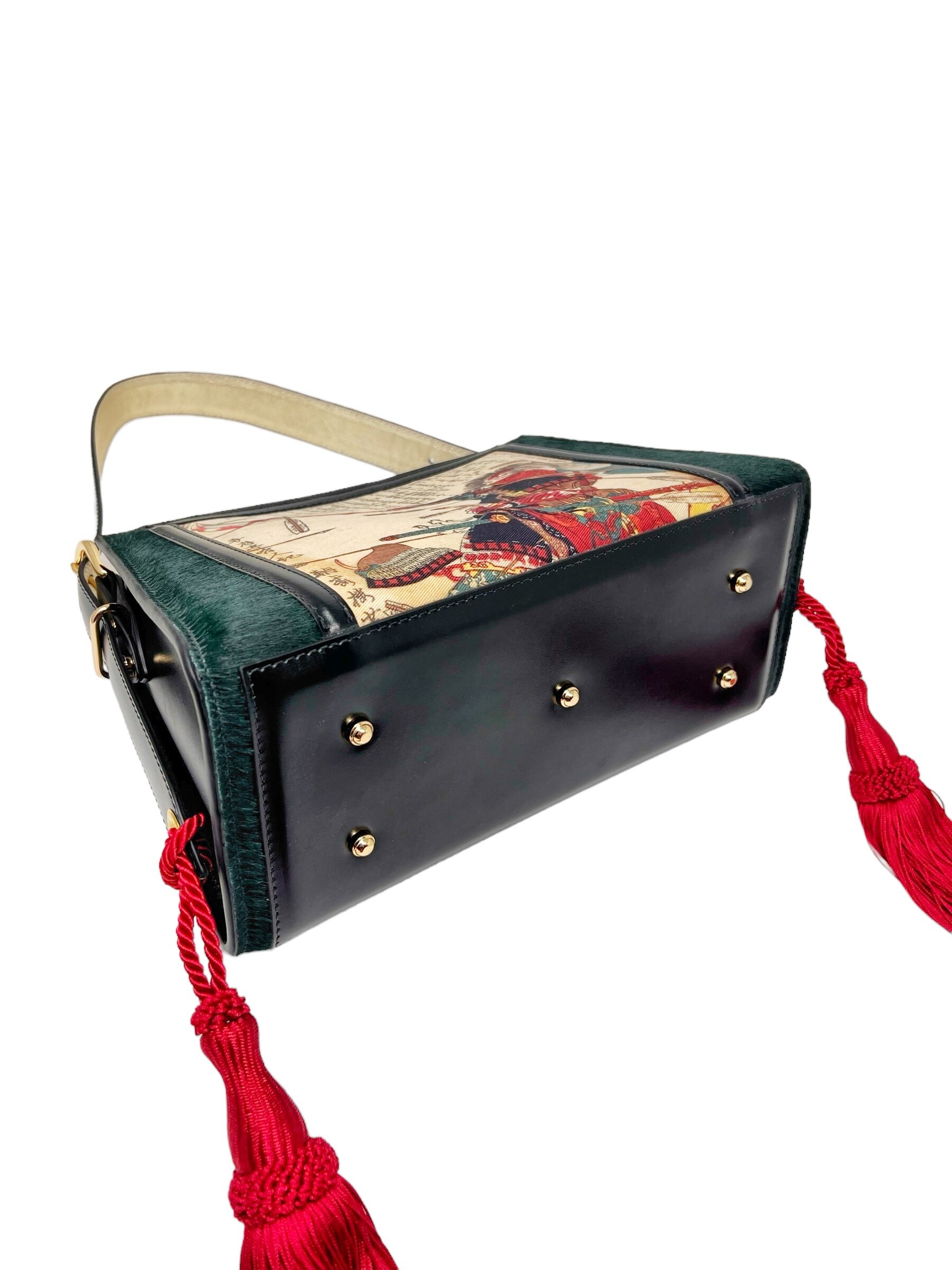 CEAE0BC8-CF28-40D2-9EF9-DD633F34553F