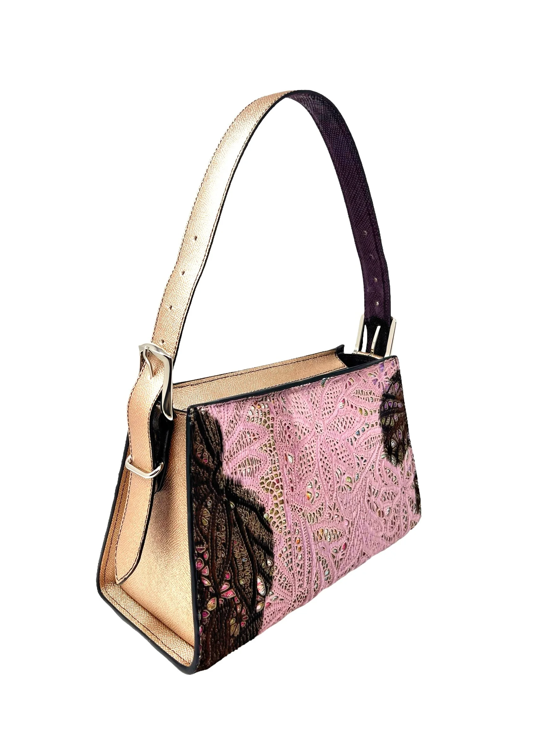 91151C7A-5754-4BE4-A935-5901F83F9438