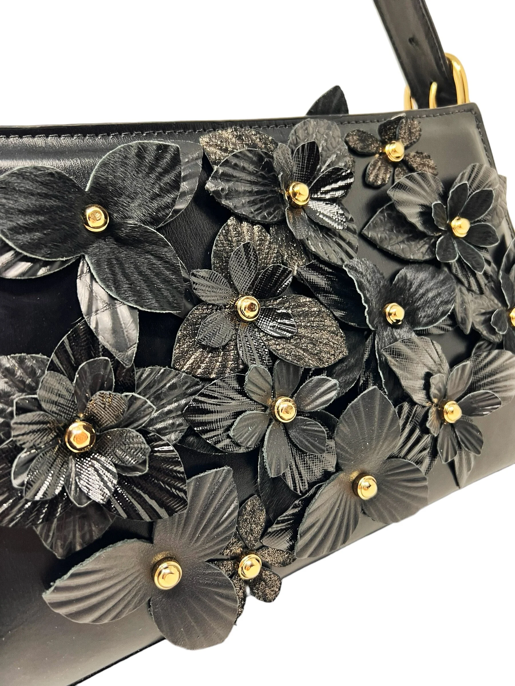 23EE609D-62F4-4E74-8F2D-887E67D2E218