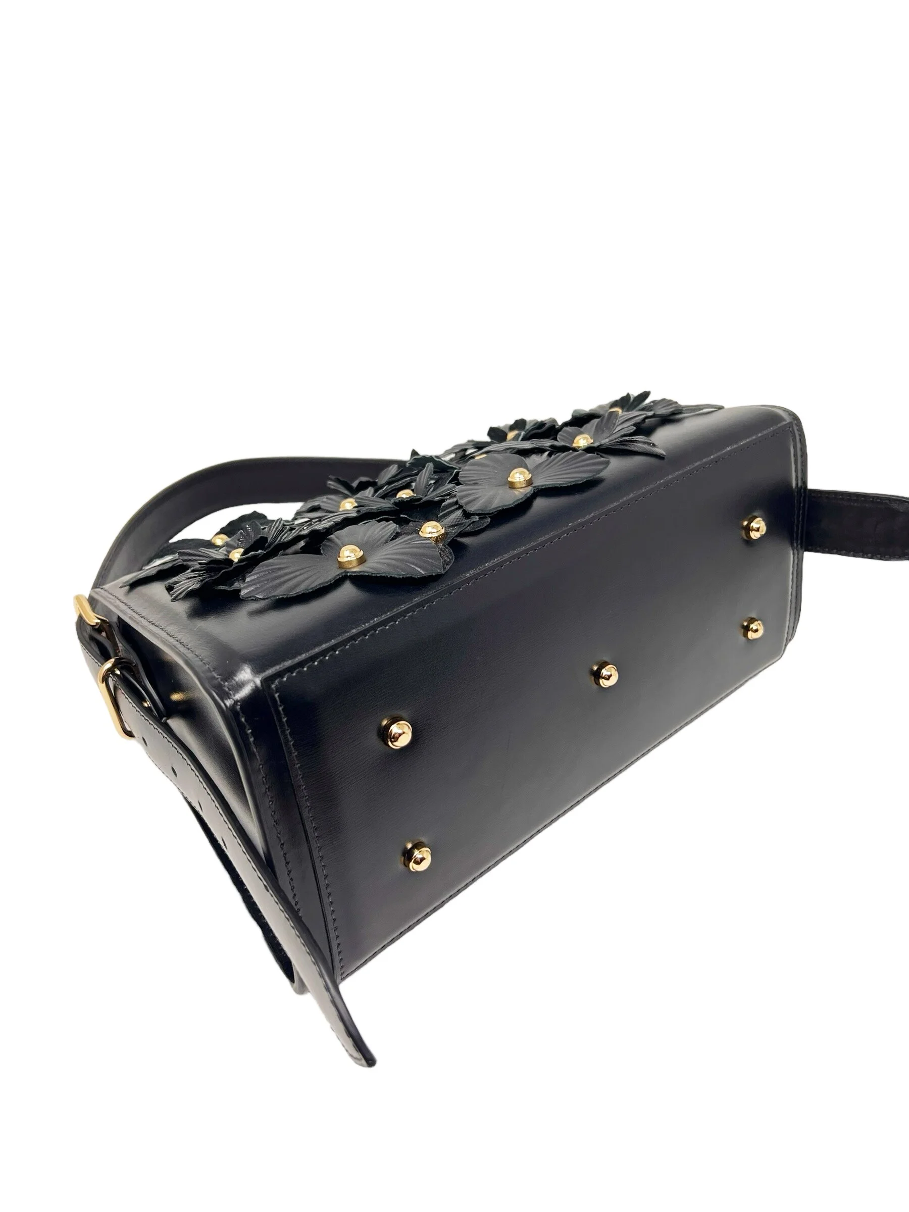 F2C78E4A-AC9C-4A11-A2AA-FF7BE2B53B6E